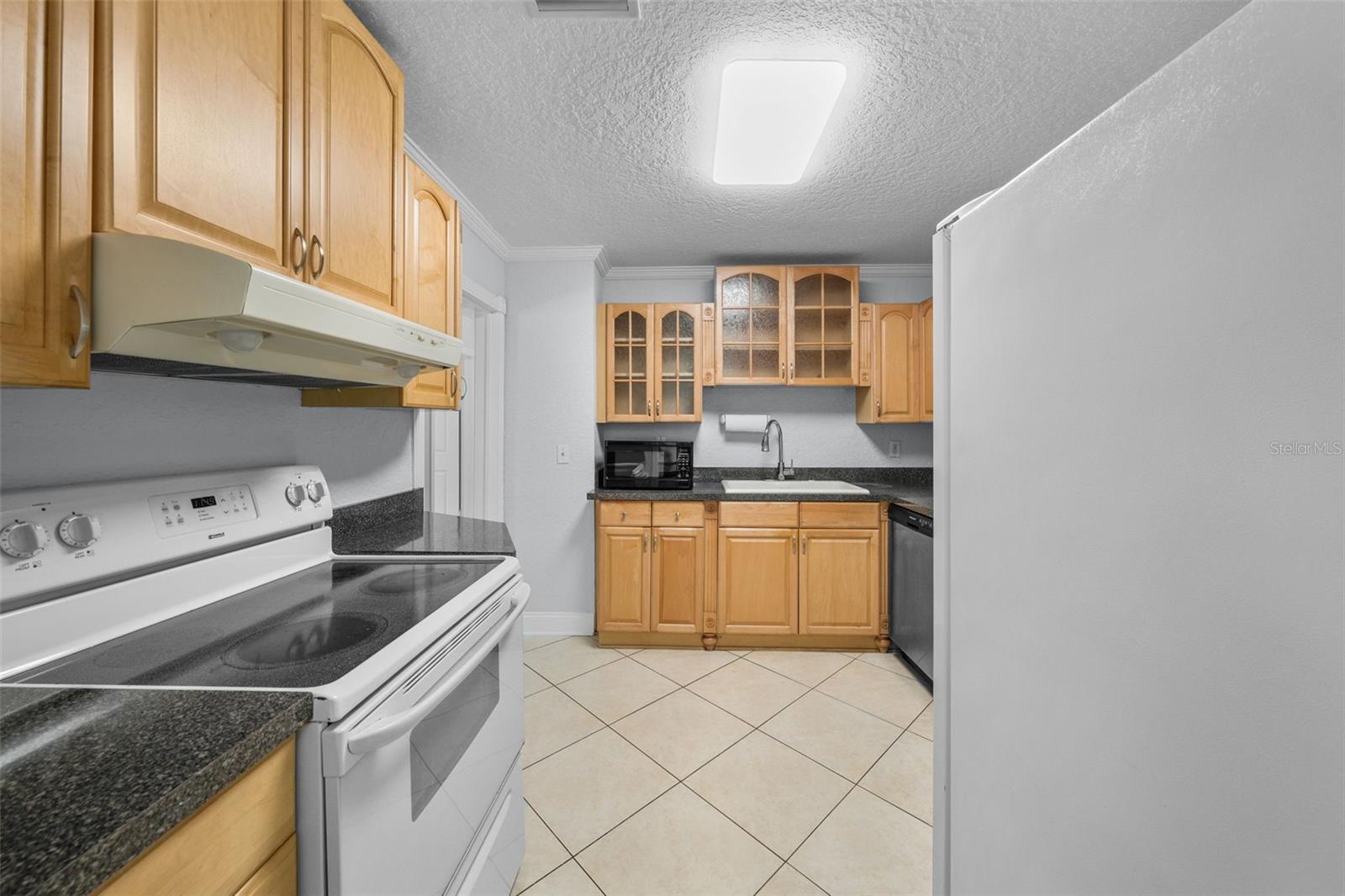 814 W INDIANA AVE, TAMPA, FL — photo 14