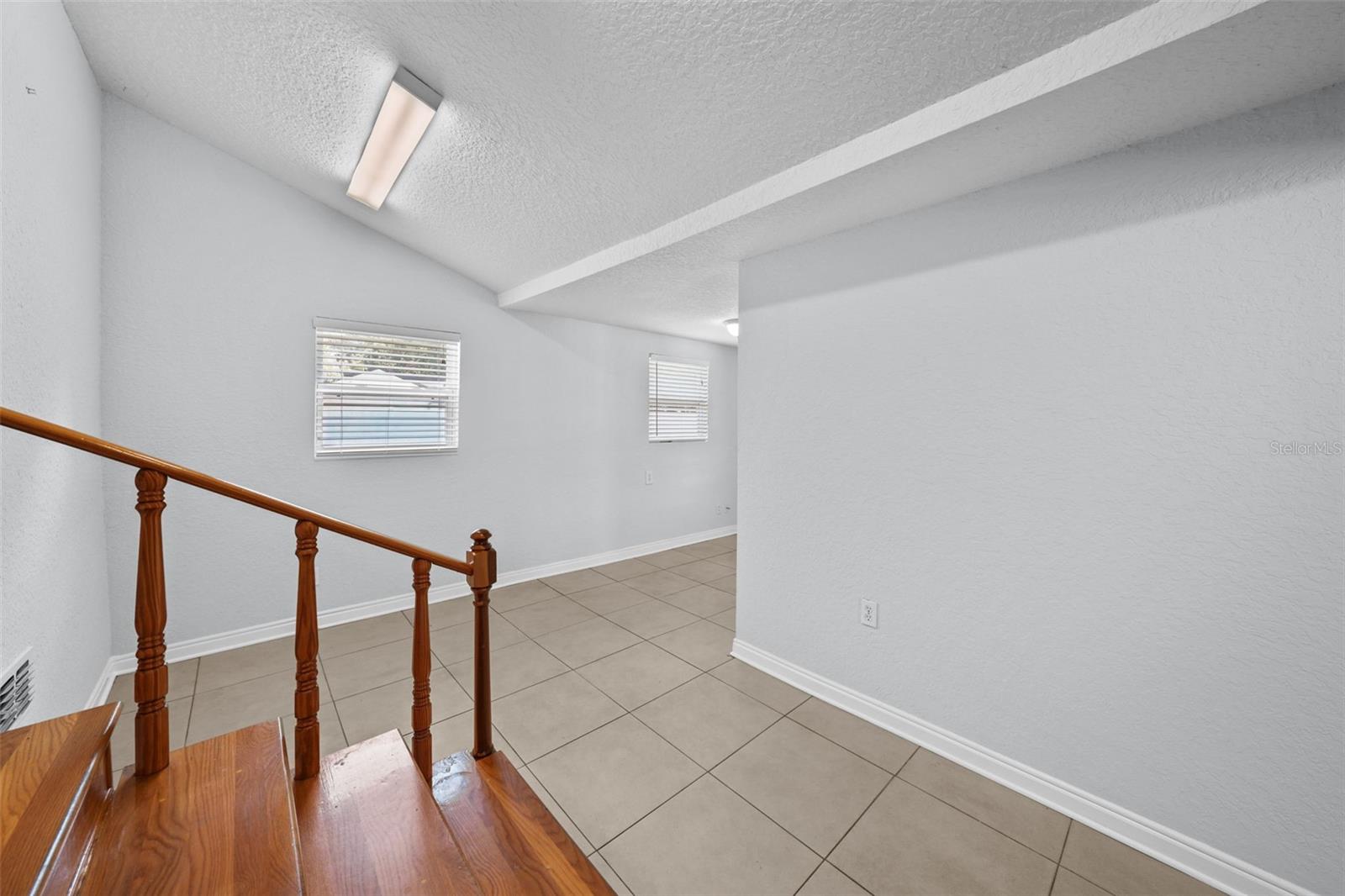814 W INDIANA AVE, TAMPA, FL — photo 33
