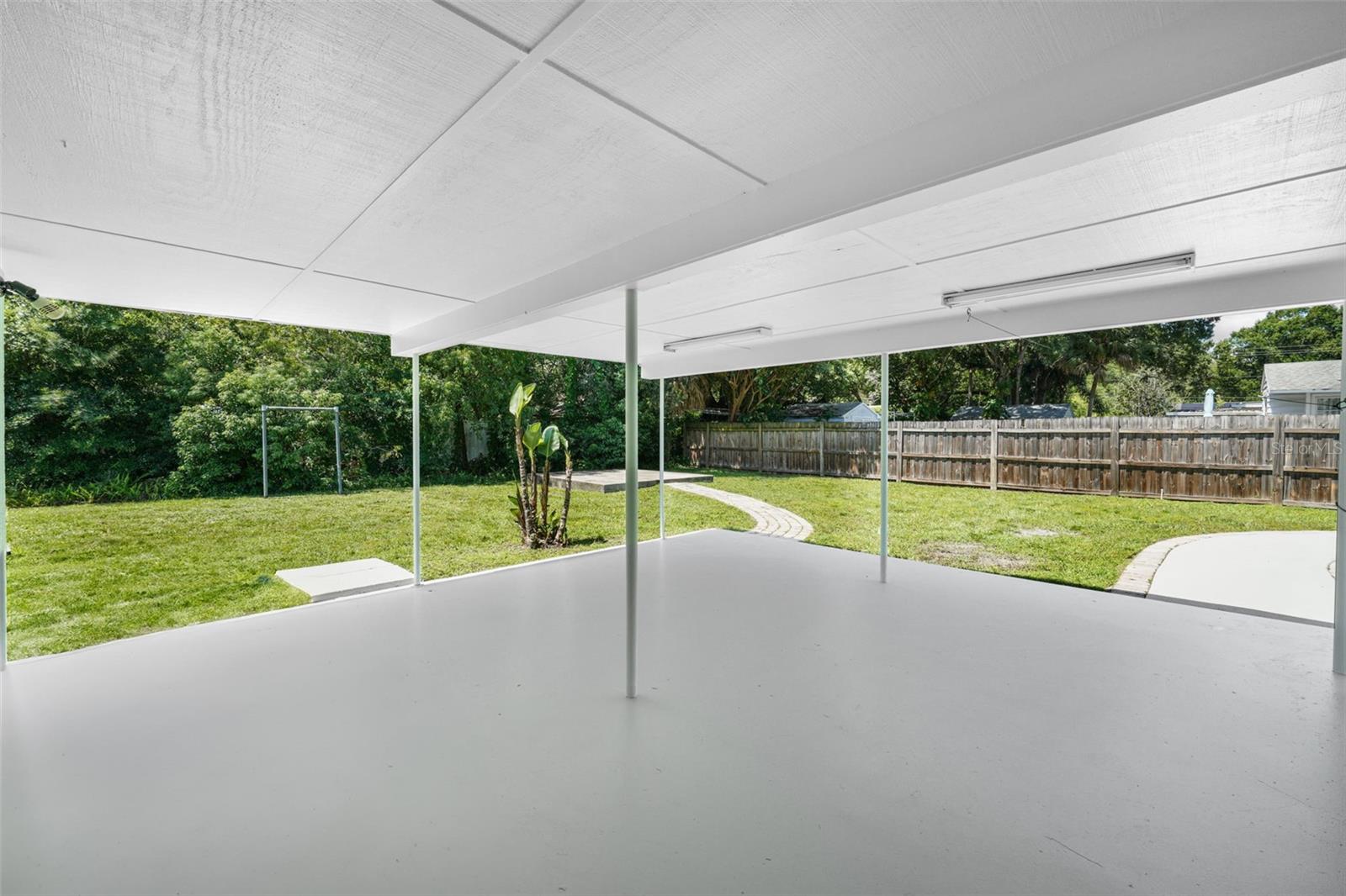 814 W INDIANA AVE, TAMPA, FL — photo 37
