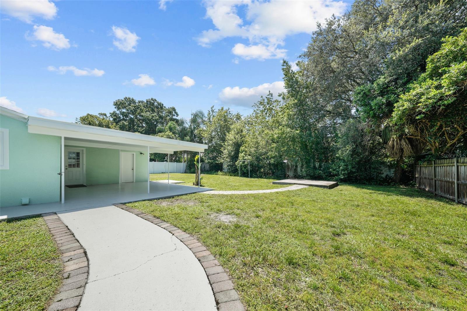 814 W INDIANA AVE, TAMPA, FL — photo 41