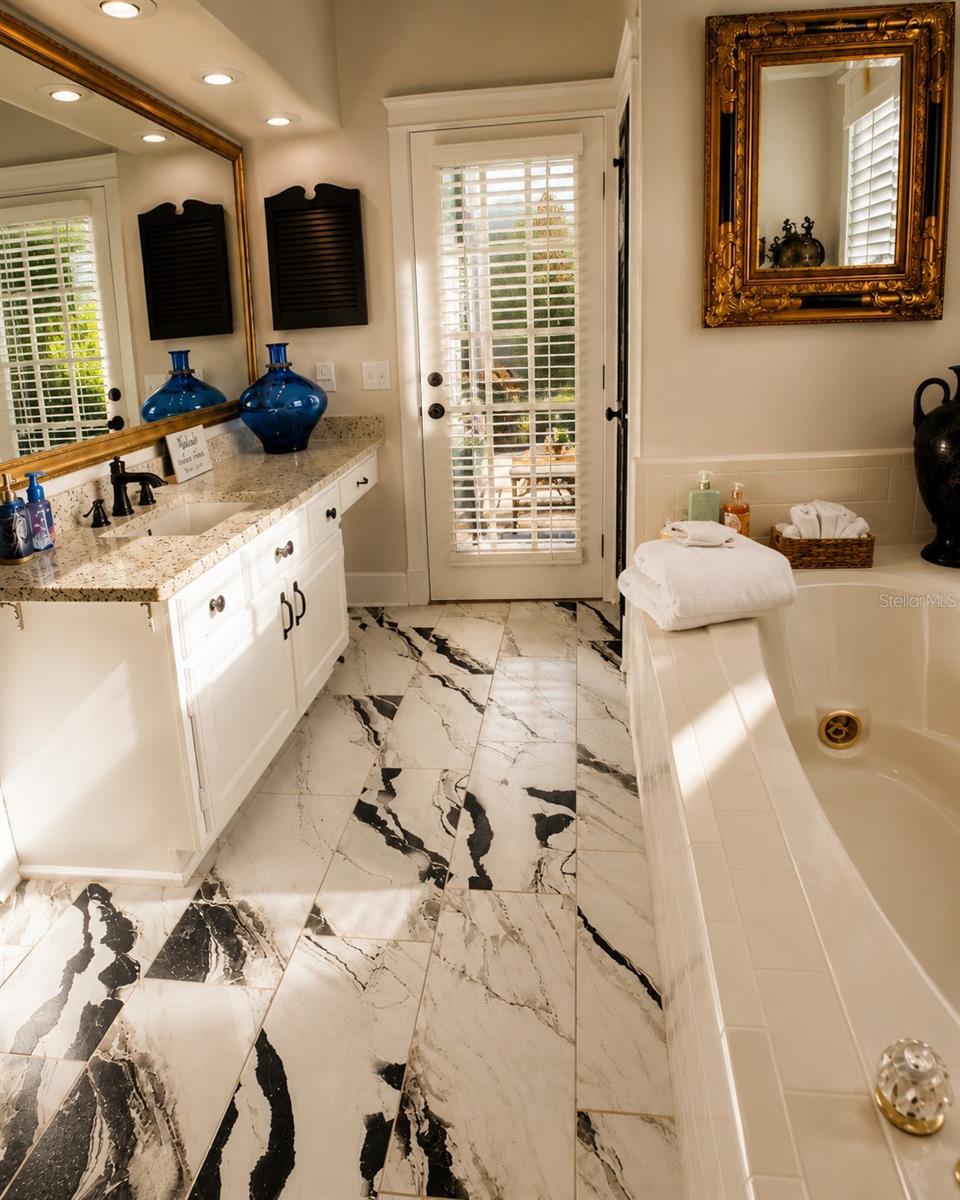 3922 NW 69TH ST, GAINESVILLE, FL — photo 18