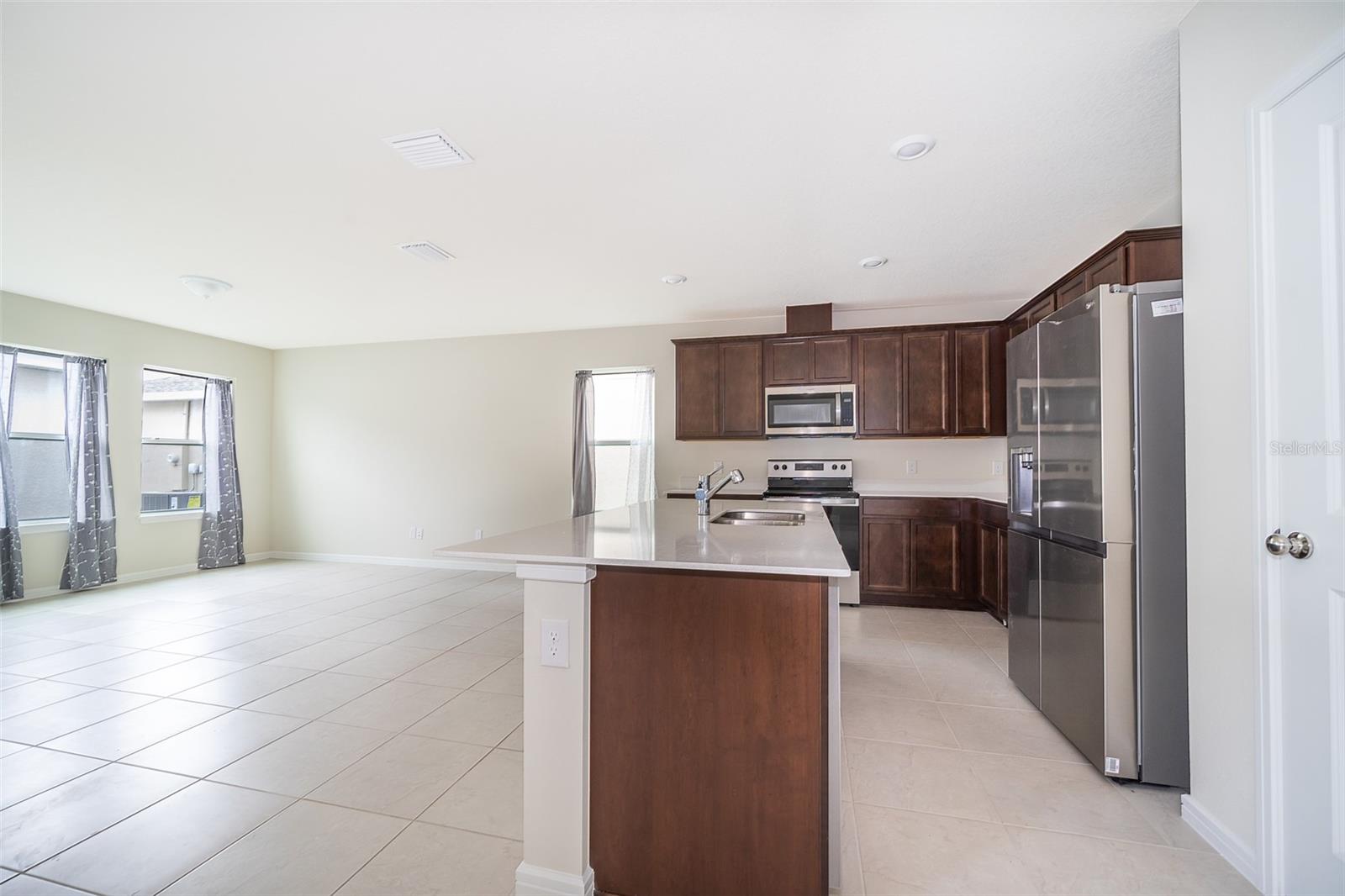 1941 SUMMER SERENITY DR, KISSIMMEE, FL — photo 8