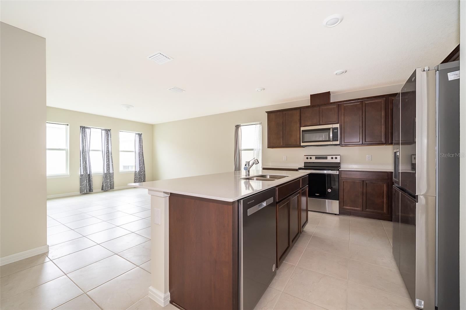 1941 SUMMER SERENITY DR, KISSIMMEE, FL — photo 9