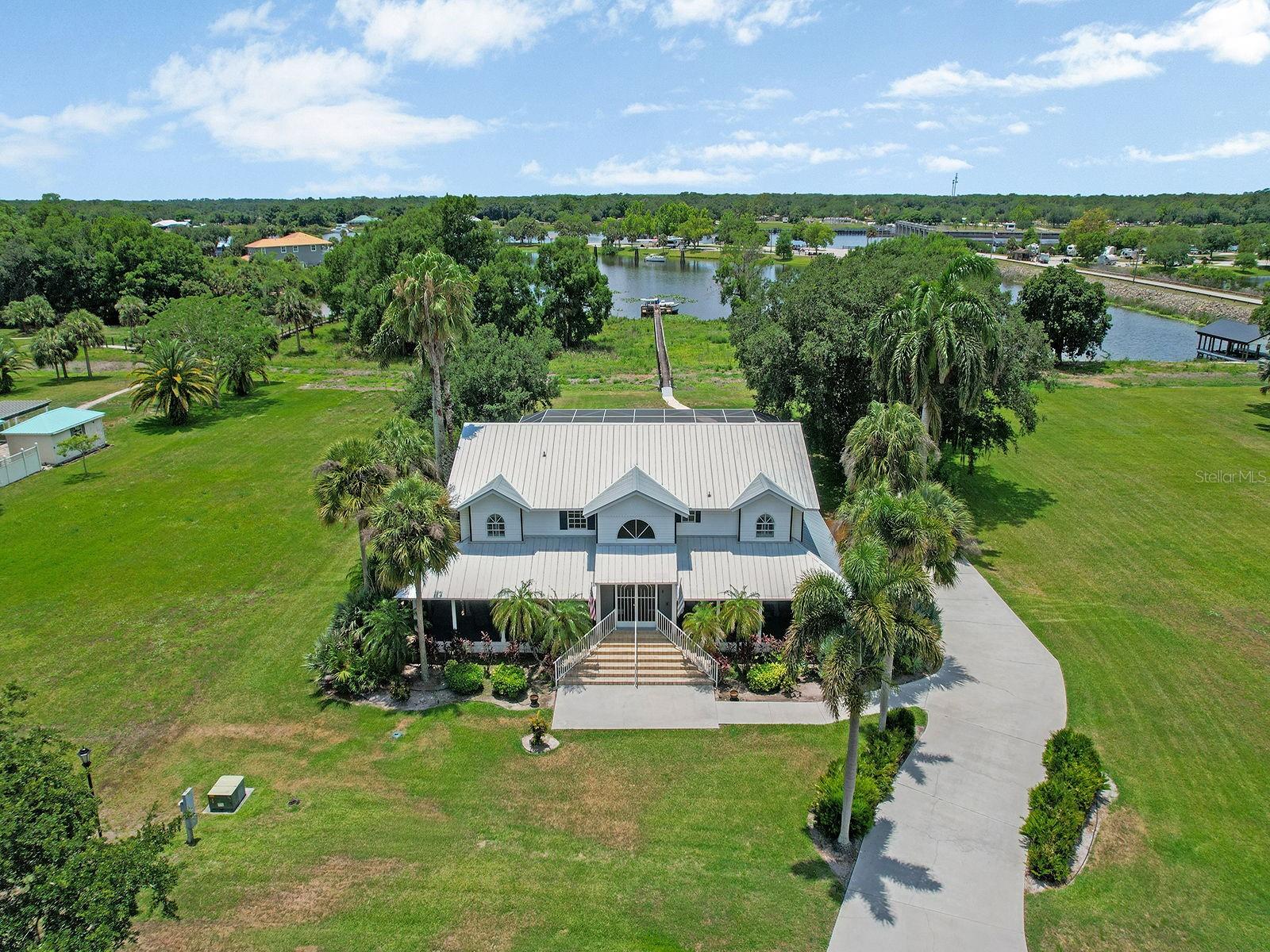 16270 FOREST MIST CT, ALVA, FL