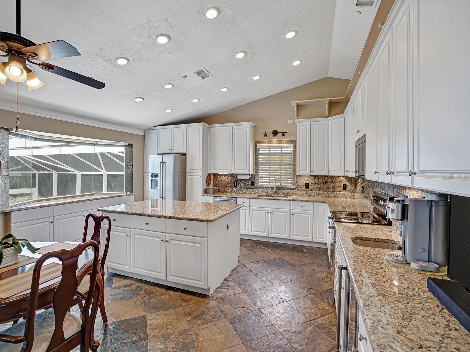 16270 FOREST MIST CT, ALVA, FL — photo 13