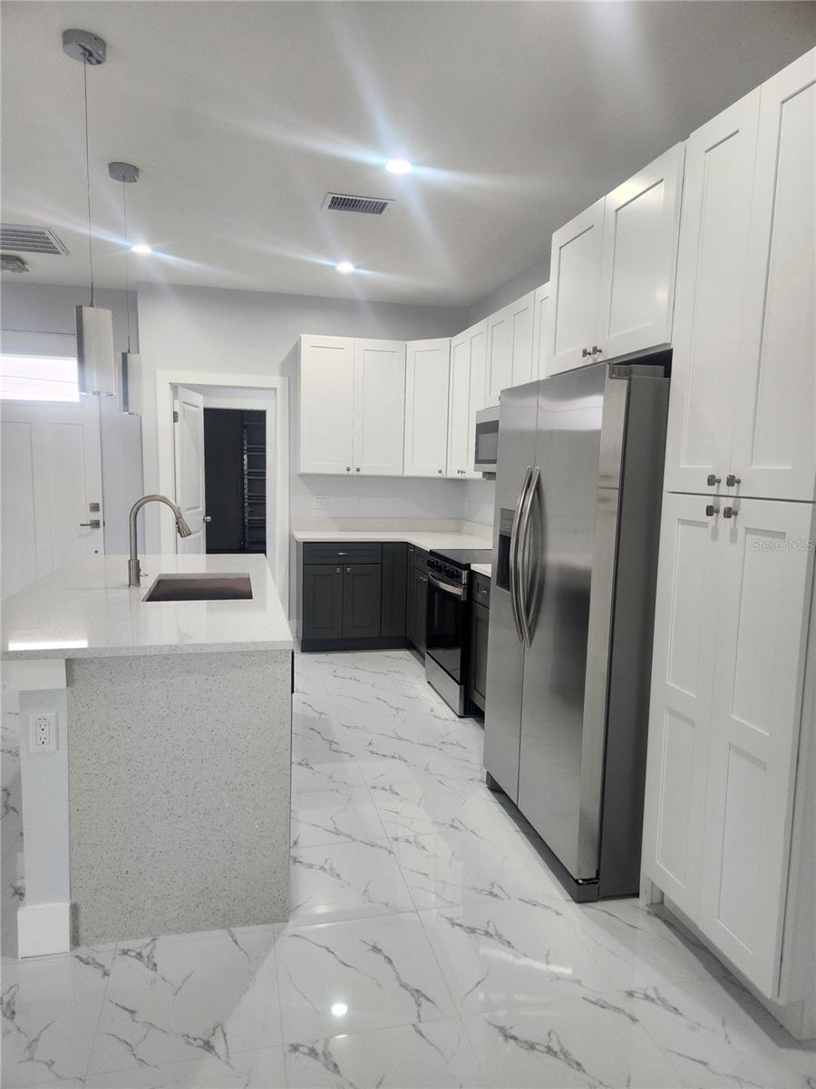 12025 CLARENDON AVE, PORT CHARLOTTE, FL — photo 7