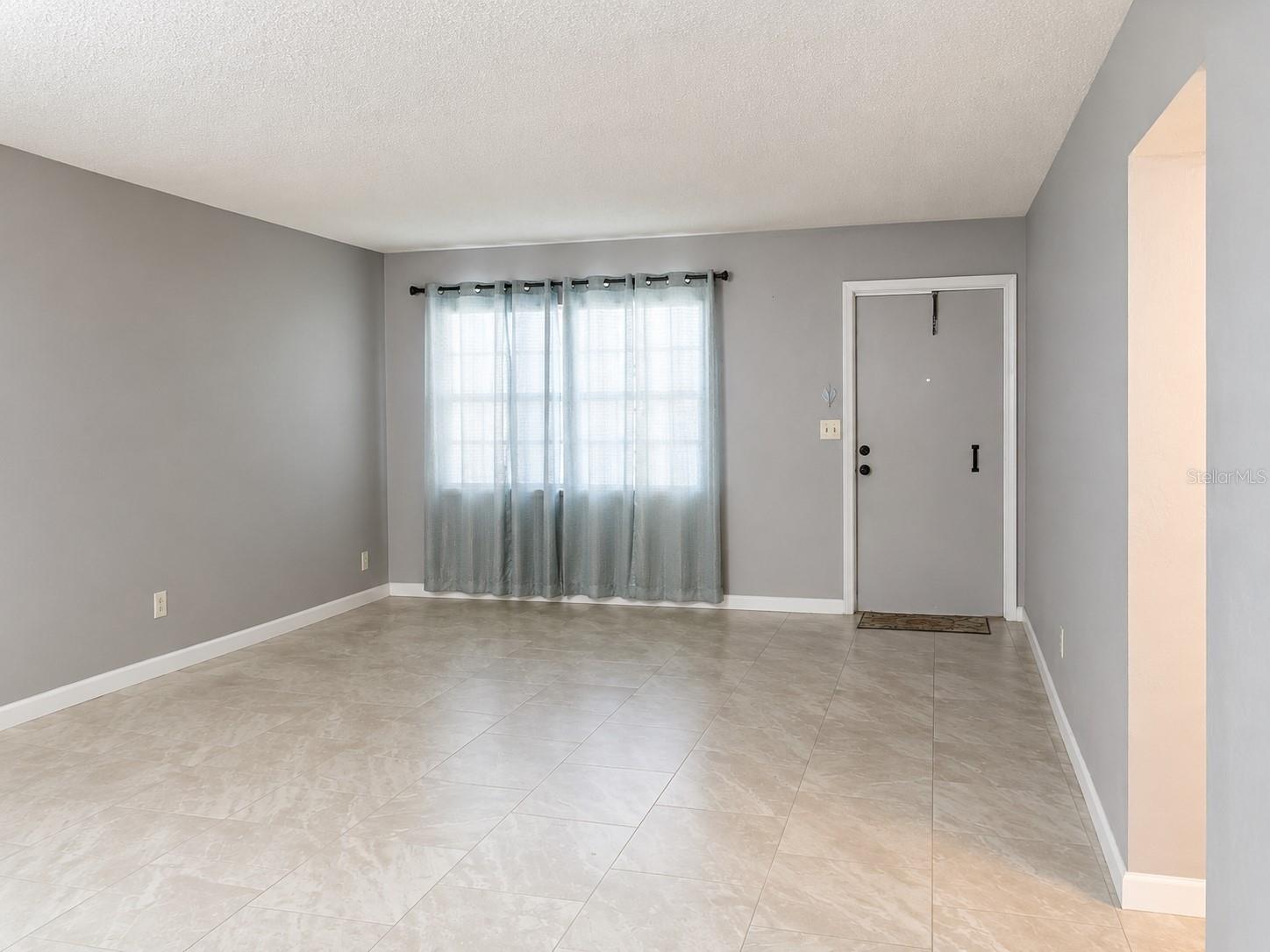 400 AUBURN DR #3, DAYTONA BEACH, FL — photo 2