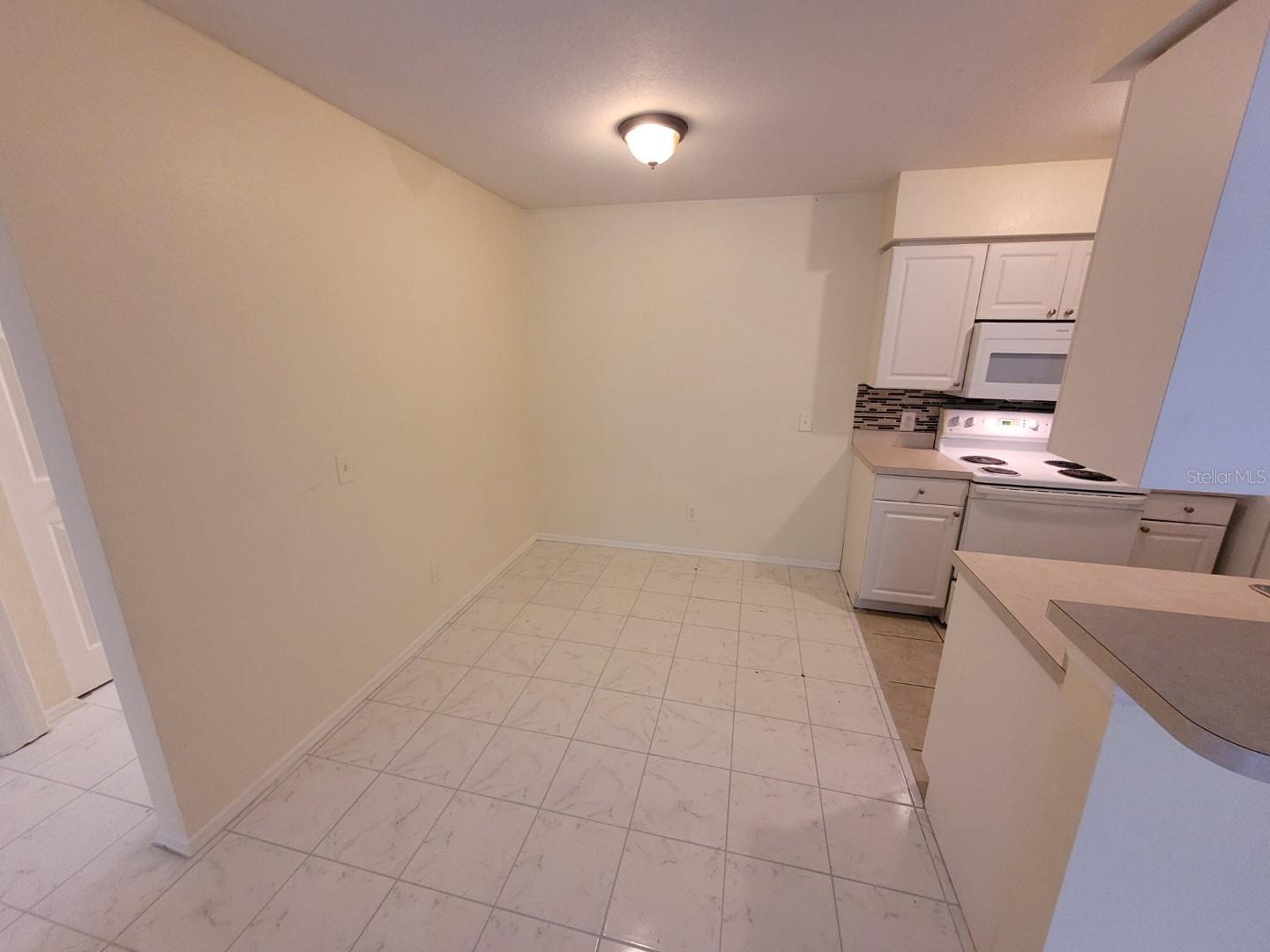 36321 STONEWOOD LN #103, ZEPHYRHILLS, FL — photo 5