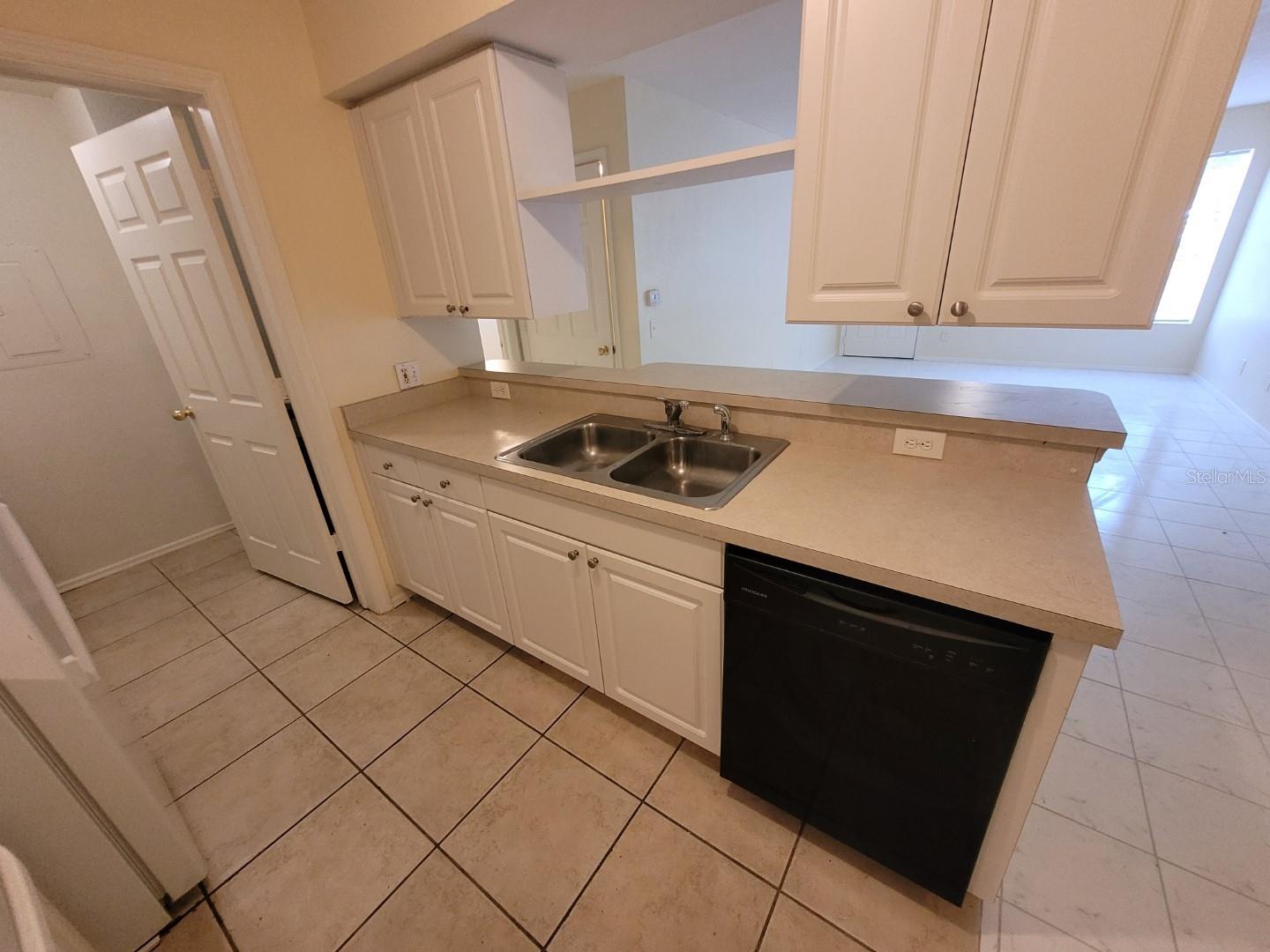 36321 STONEWOOD LN #103, ZEPHYRHILLS, FL — photo 7