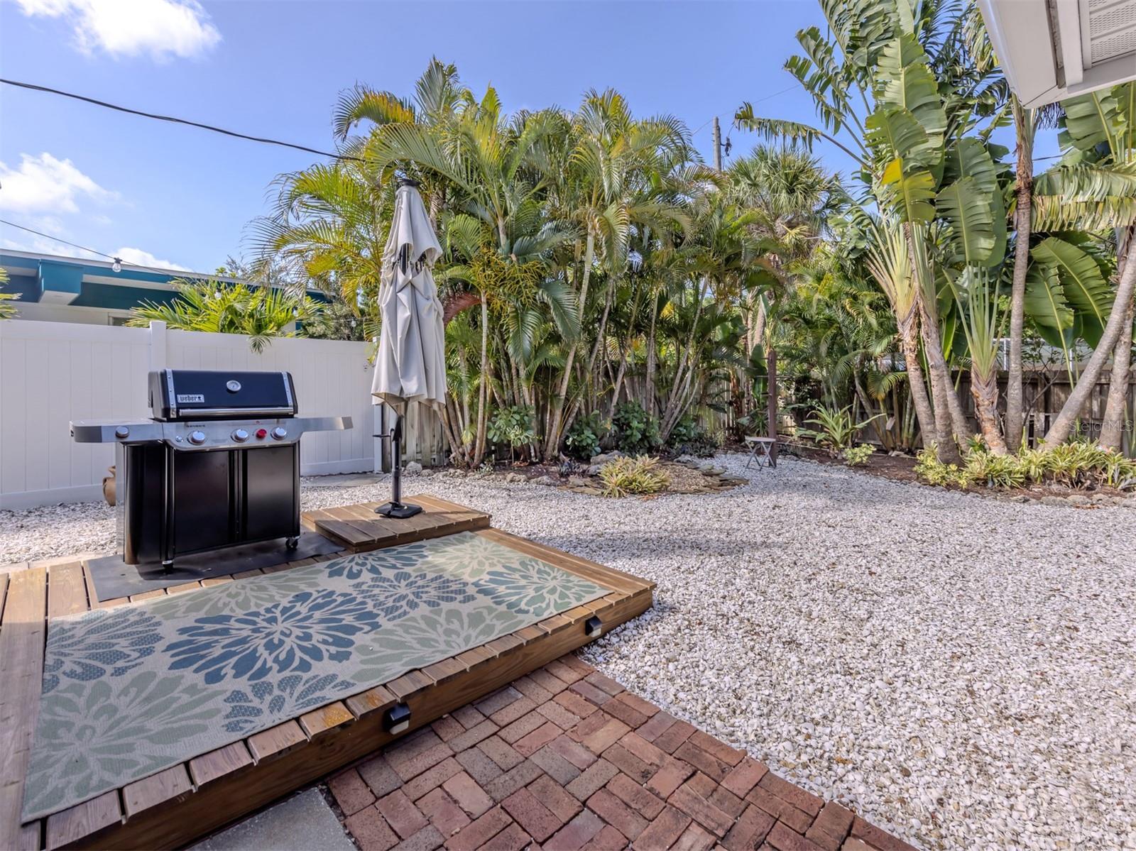 632 PARK DR, BRADENTON, FL — photo 23