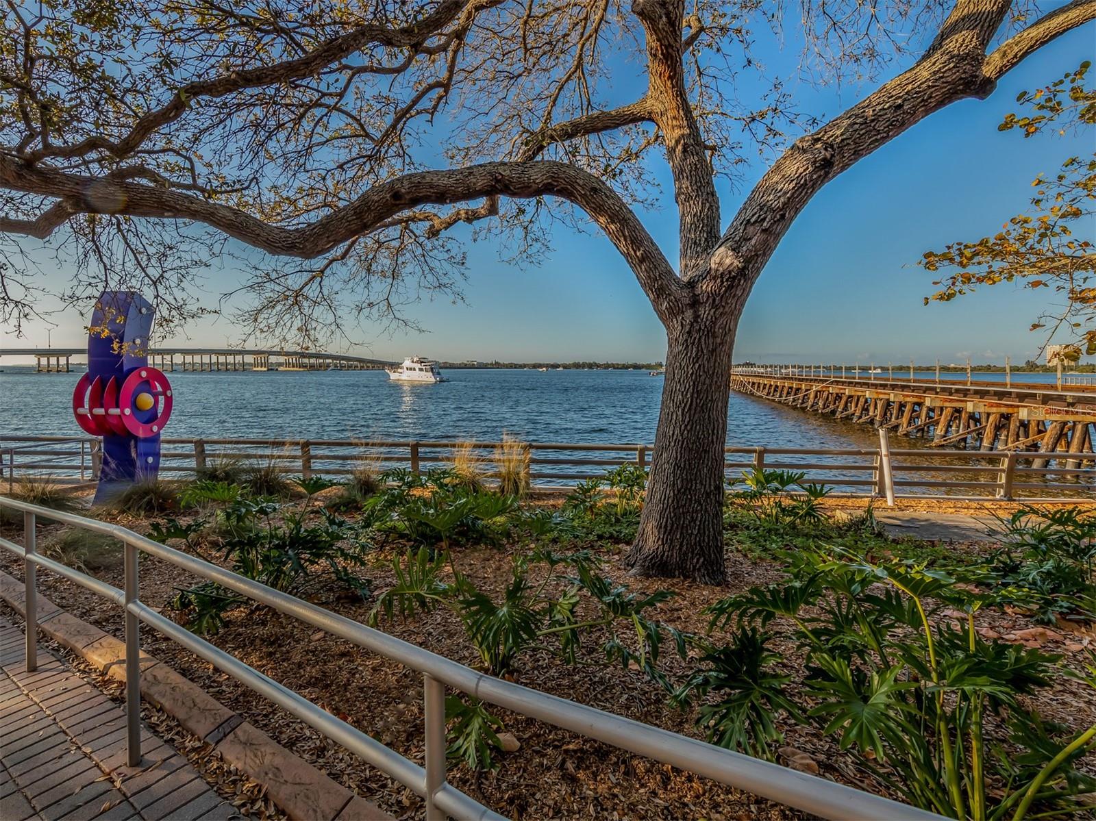 632 PARK DR, BRADENTON, FL — photo 42