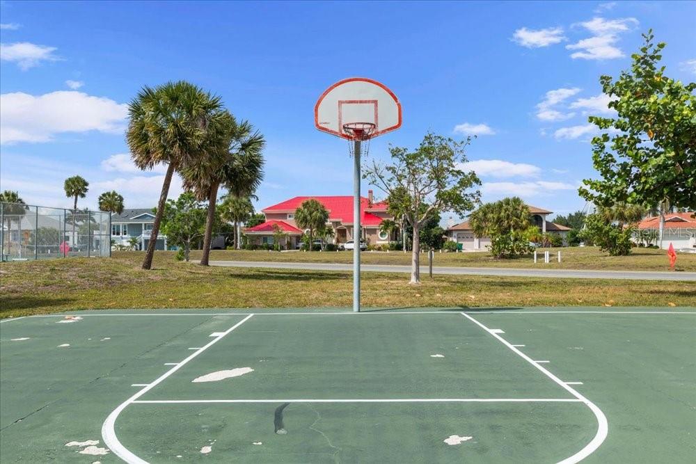 10120 WINNIPEG ST, PORT CHARLOTTE, FL — photo 25