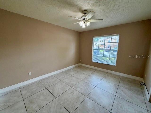 3204 CRANES NEST LN, KISSIMMEE, FL — photo 14