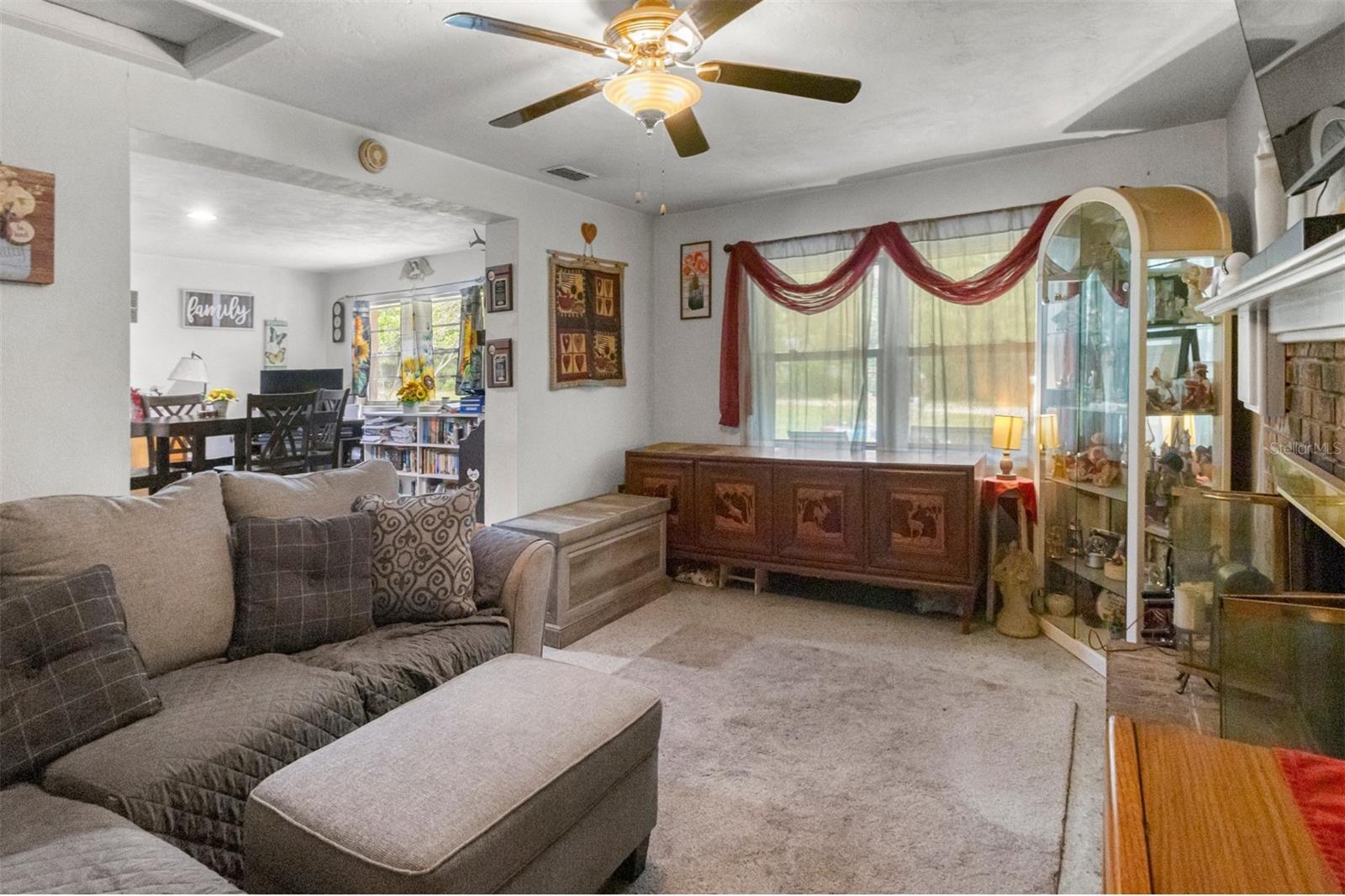 1529 NW 143RD ST, GAINESVILLE, FL — photo 2