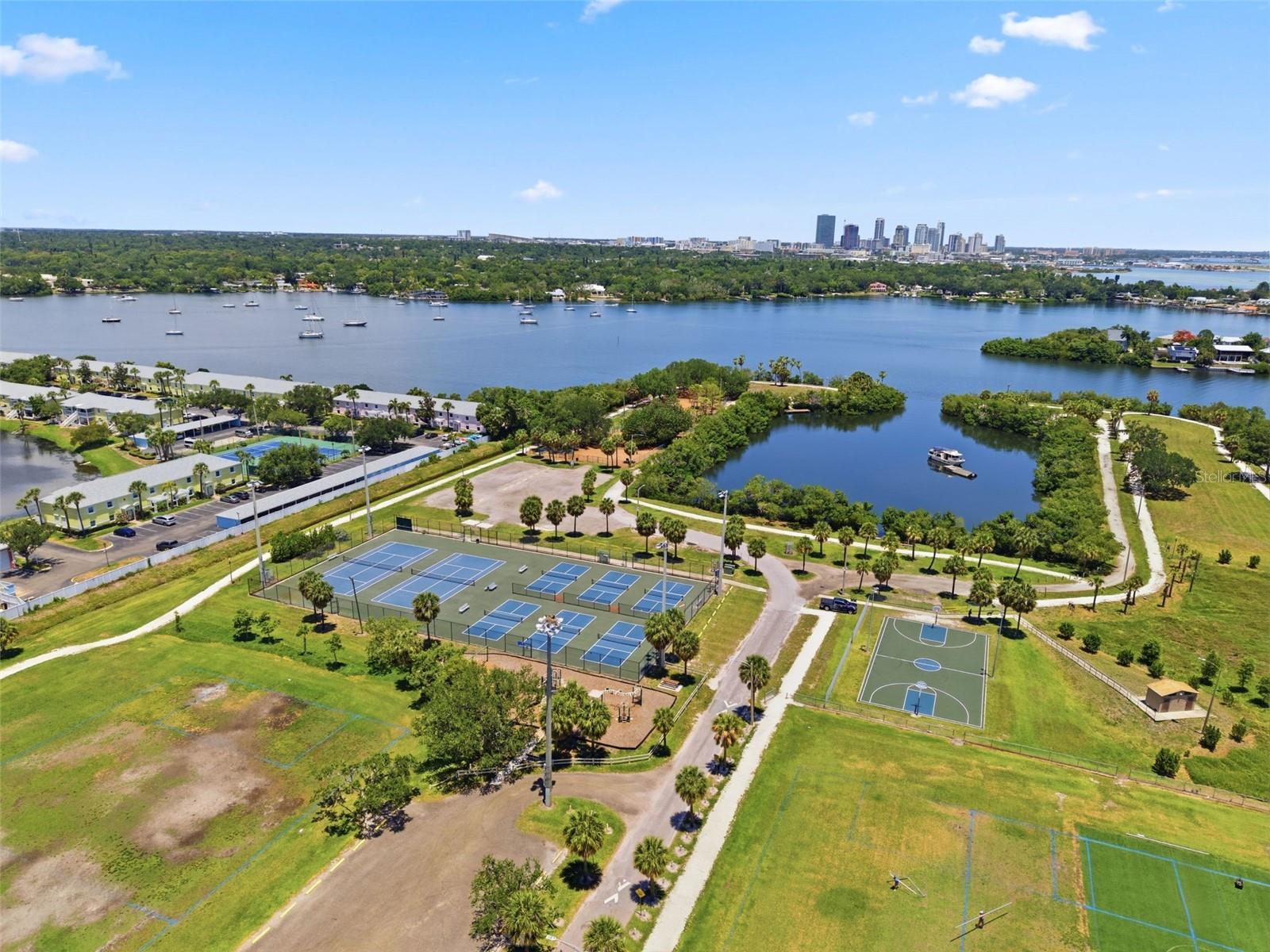 144-166 POMPANO DR SE #A, ST PETERSBURG, FL — photo 16