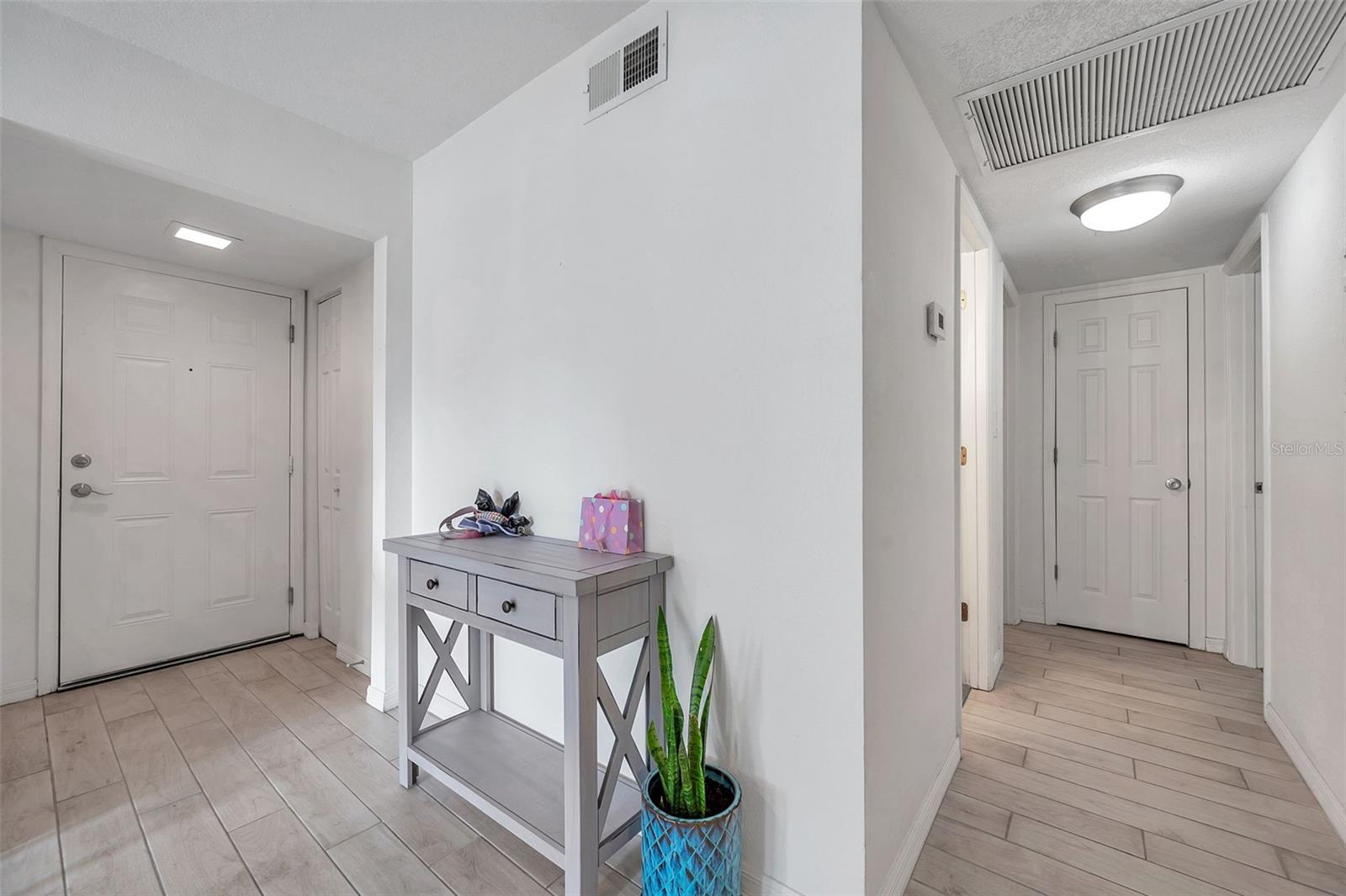 144-166 POMPANO DR SE #A, ST PETERSBURG, FL — photo 38