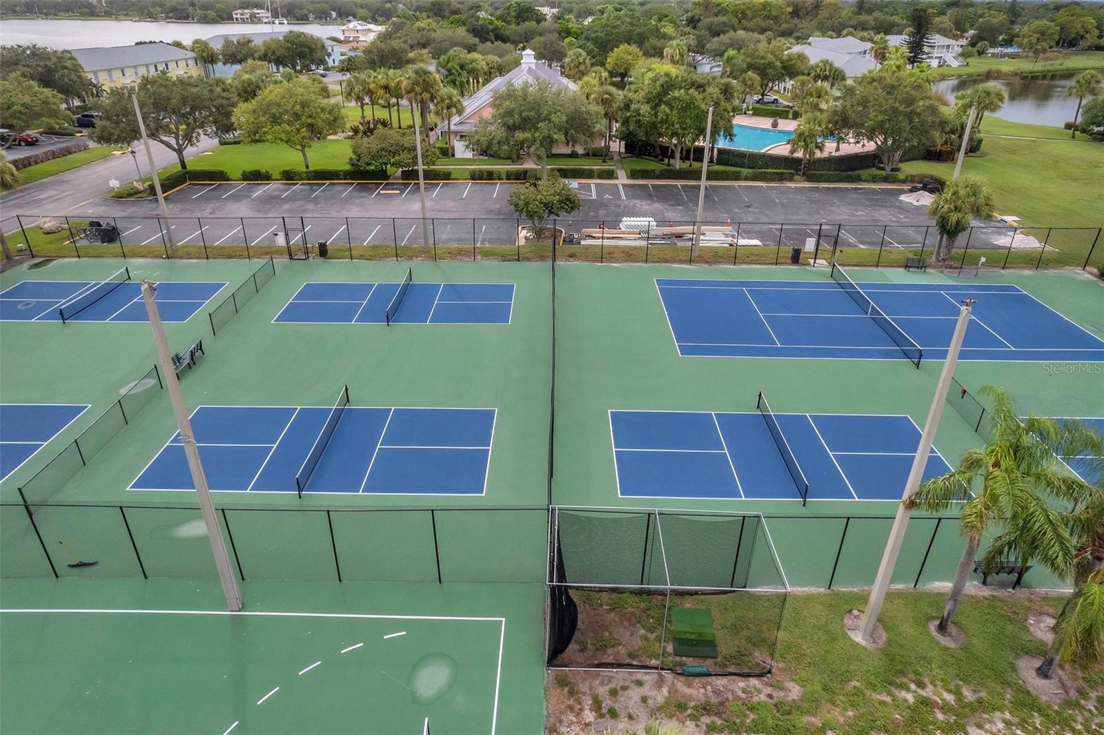 144-166 POMPANO DR SE #A, ST PETERSBURG, FL — photo 63