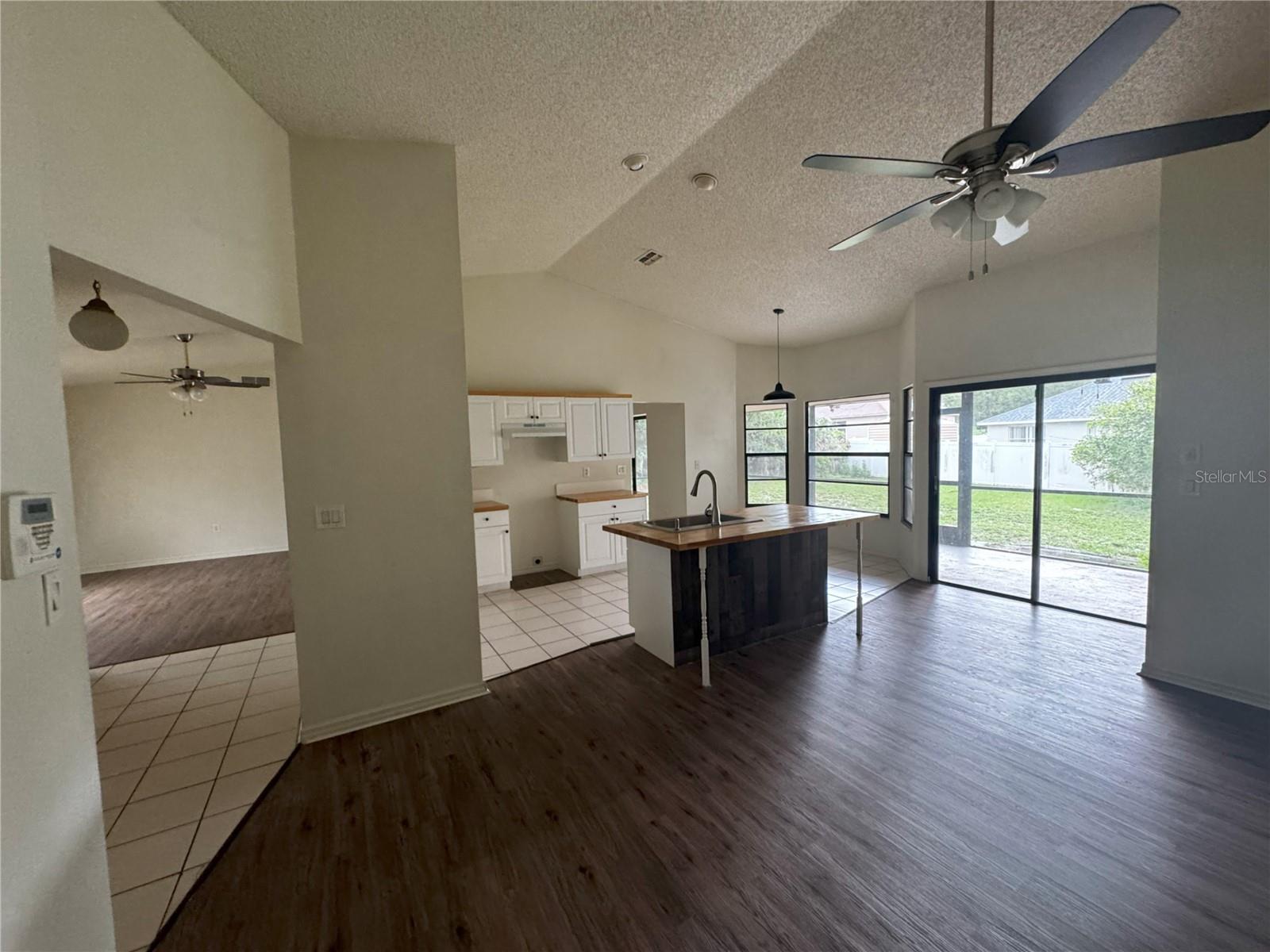 2378 COMERWOOD DR, SPRING HILL, FL — photo 4