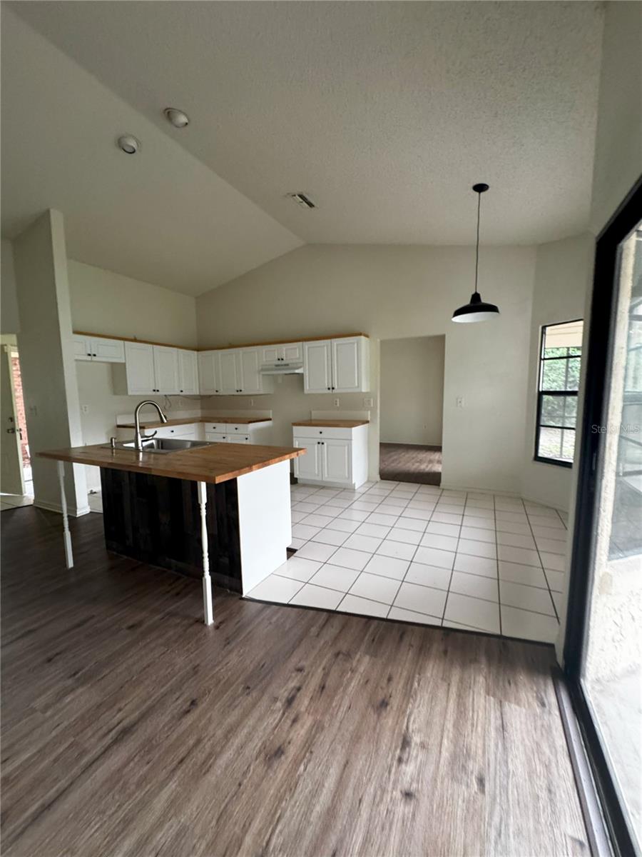 2378 COMERWOOD DR, SPRING HILL, FL — photo 5