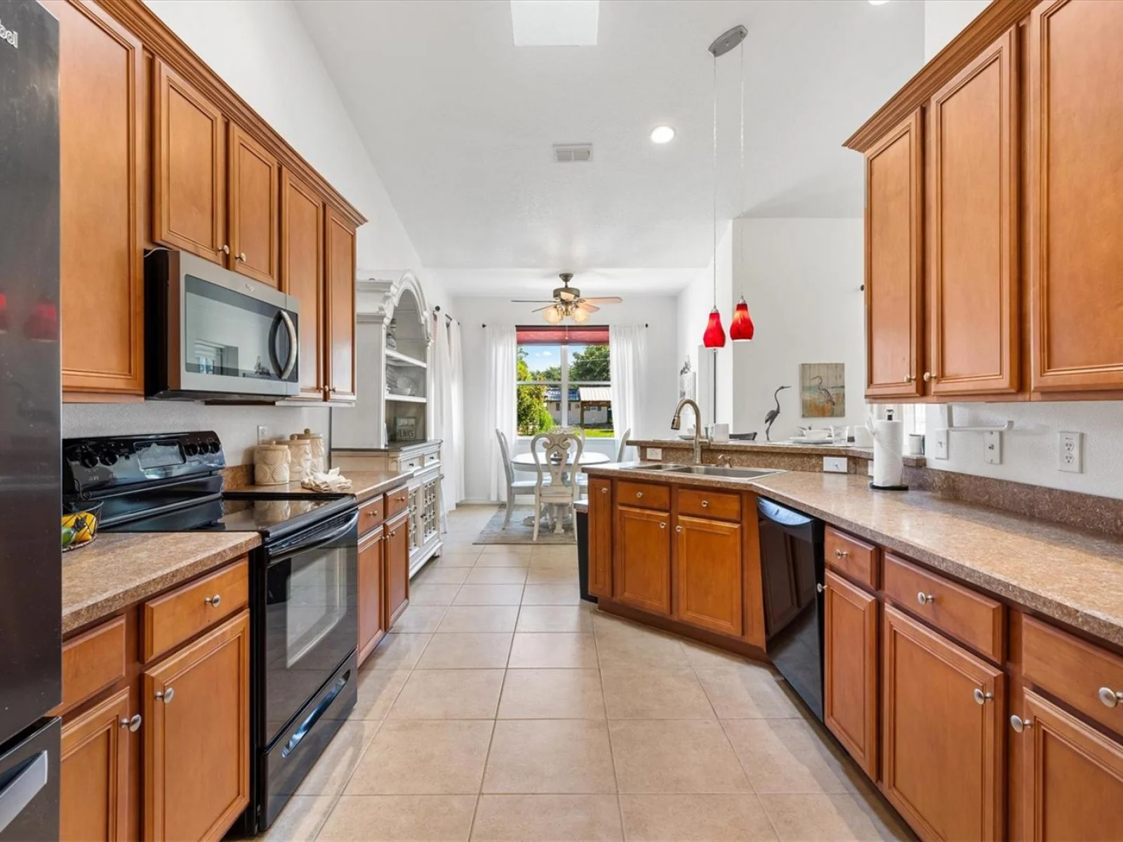 12107 EAGLE POINT CT, LEESBURG, FL — photo 14