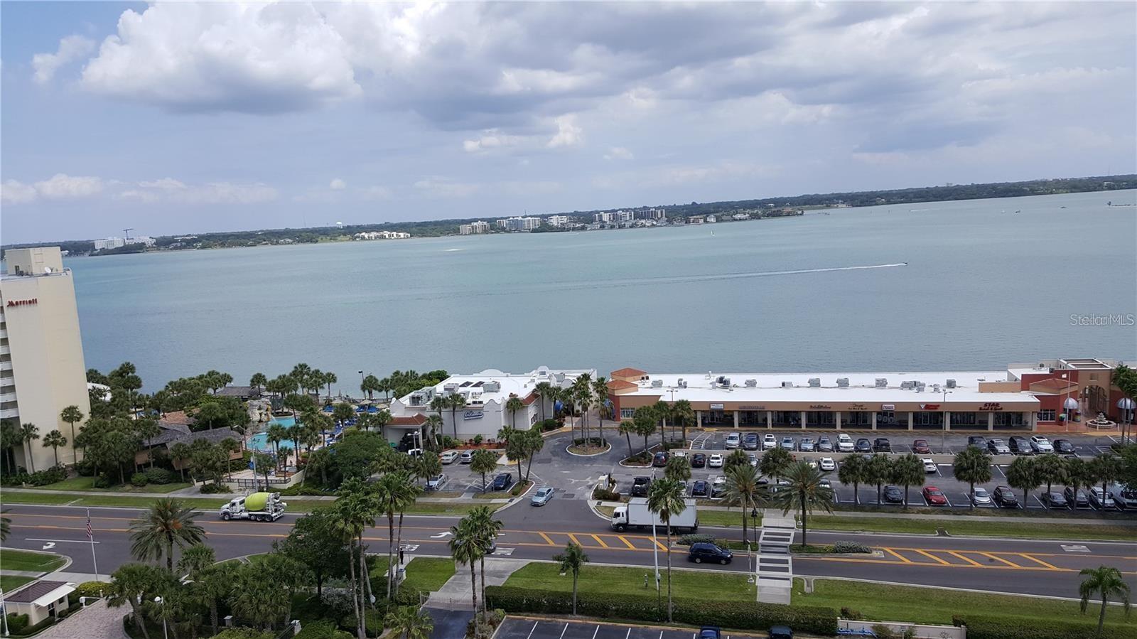 1230 GULF BLVD #1601, CLEARWATER BEACH, FL — photo 3