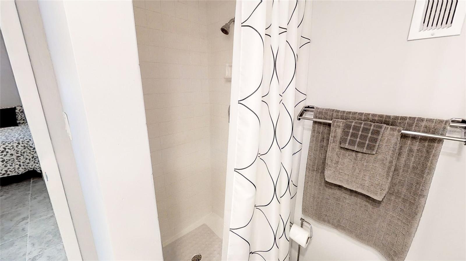 1230 GULF BLVD #1601, CLEARWATER BEACH, FL — photo 10