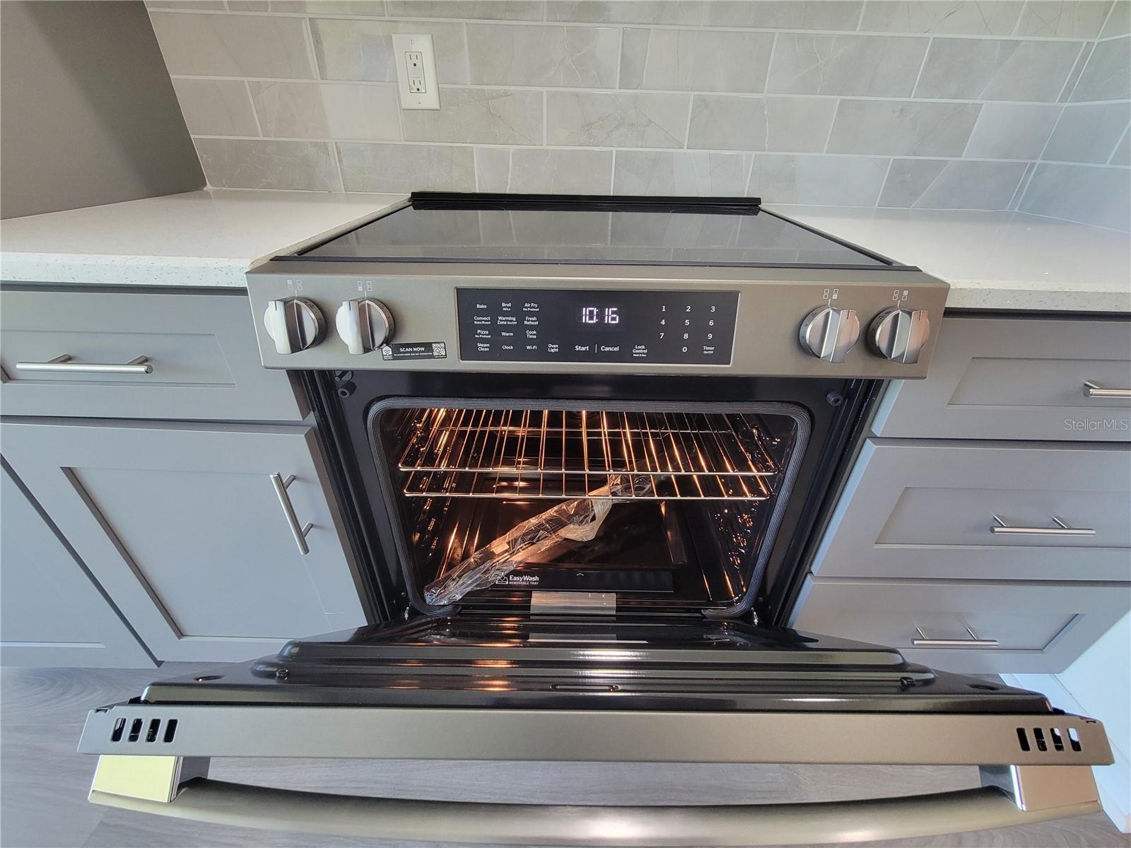 4880 LOCUST ST. NE #136, ST PETERSBURG, FL — photo 23