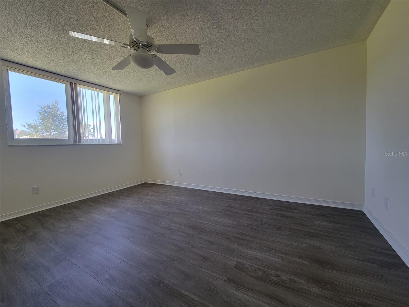 4880 LOCUST ST. NE #136, ST PETERSBURG, FL — photo 28