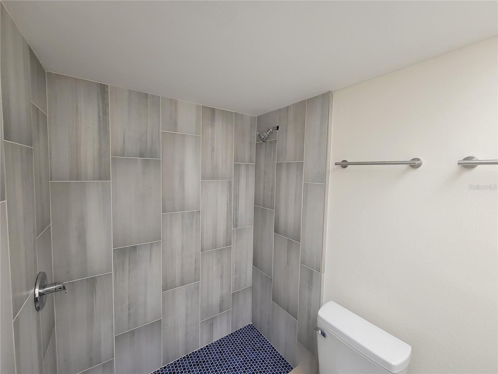 4880 LOCUST ST. NE #136, ST PETERSBURG, FL — photo 11