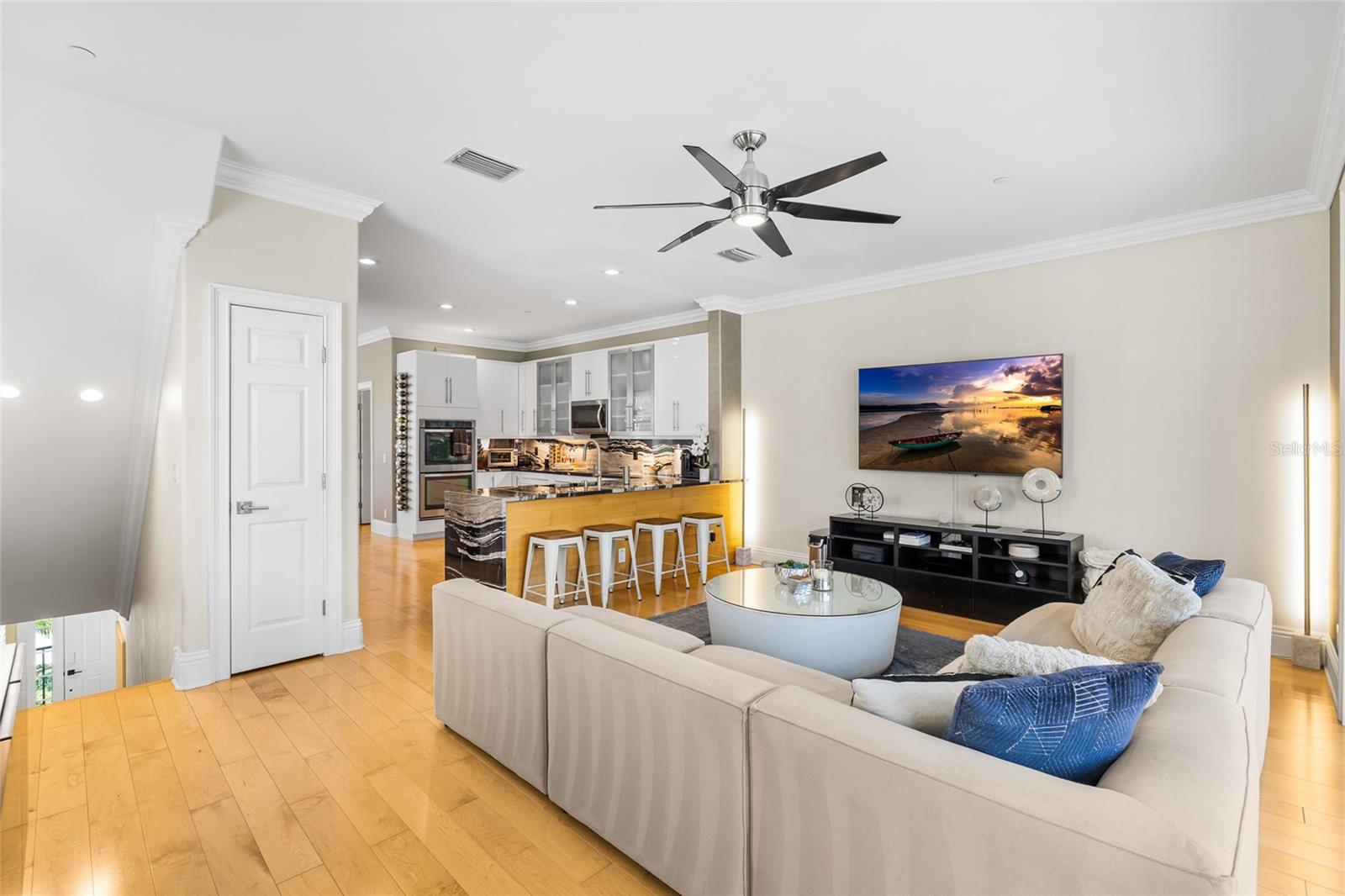 1171 VENETIAN HARBOR DR NE, ST PETERSBURG, FL — photo 10