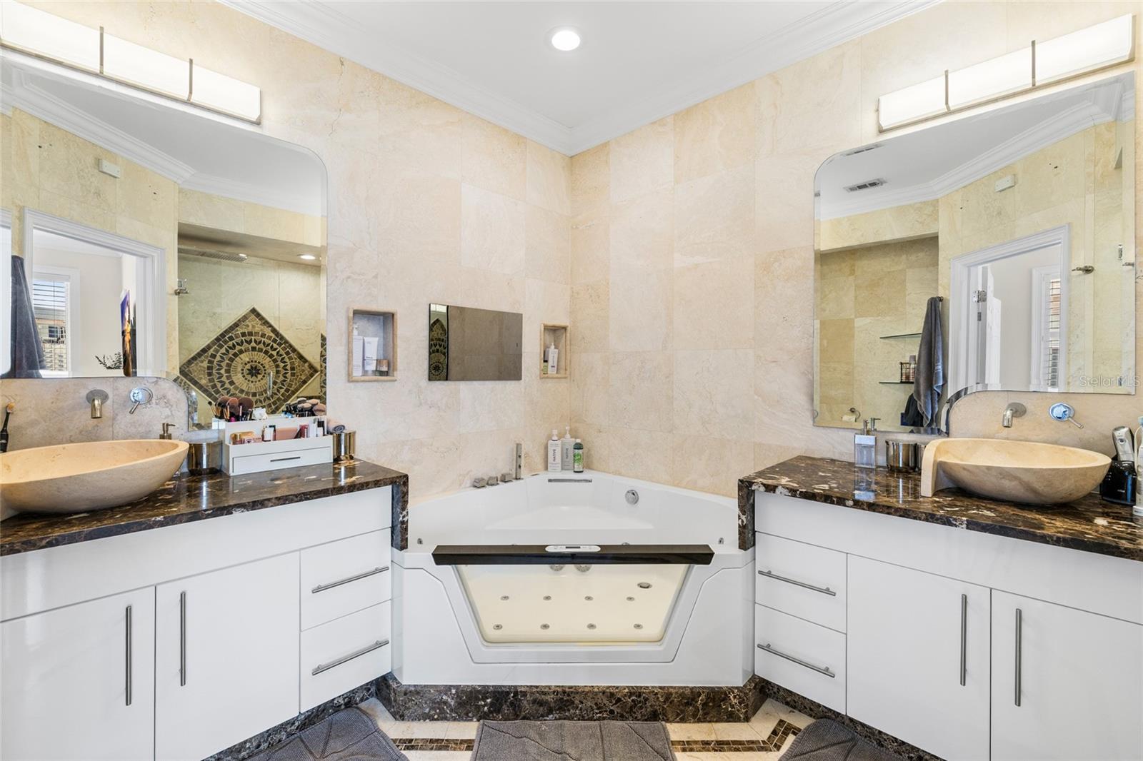 1171 VENETIAN HARBOR DR NE, ST PETERSBURG, FL — photo 23