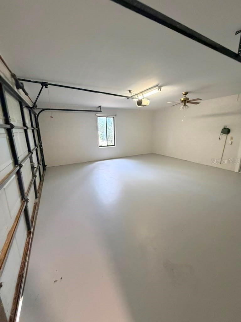 11189 LINDEN DR, SPRING HILL, FL — photo 11