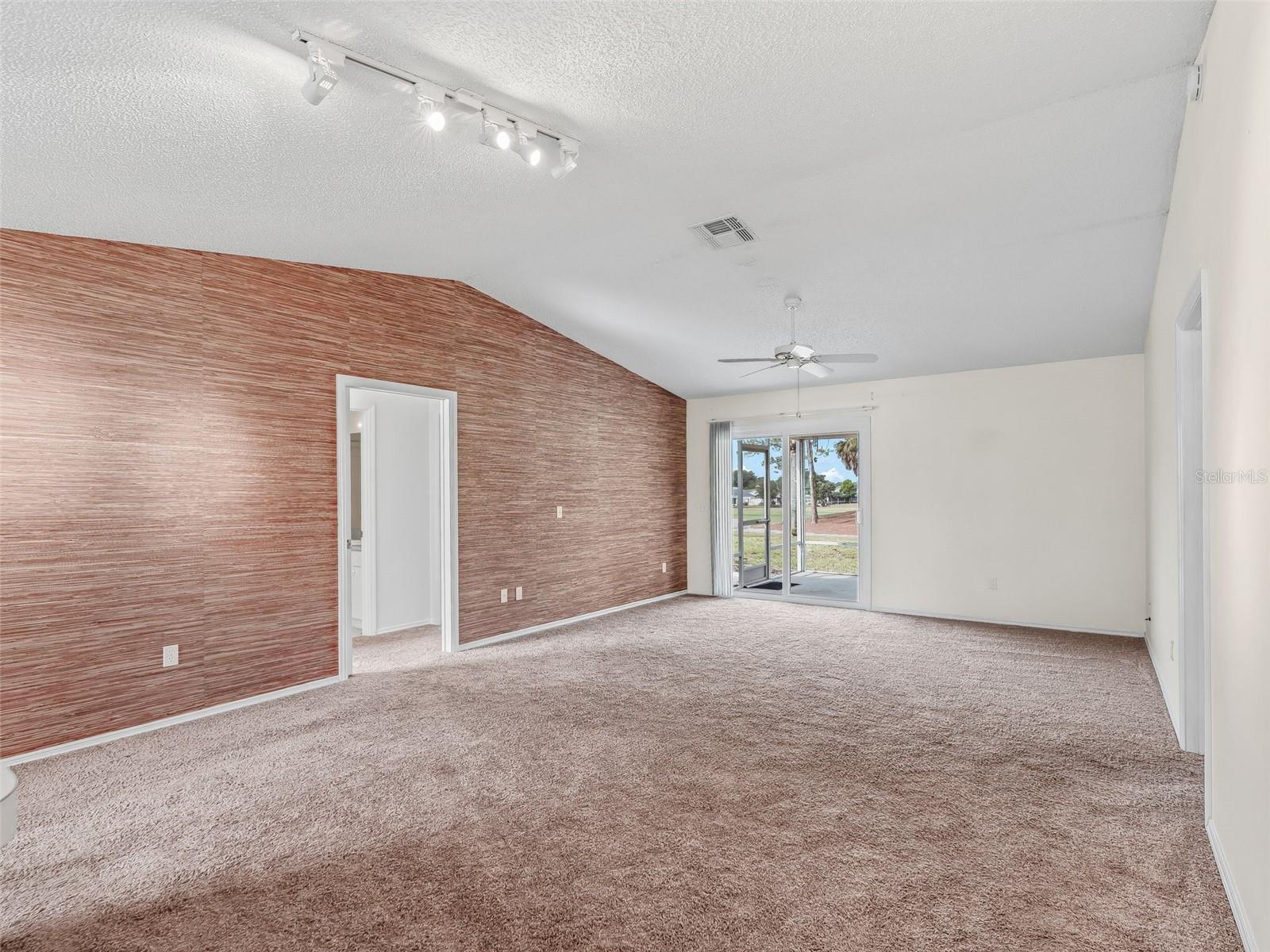 722 CAMINO DEL REY DR, THE VILLAGES, FL — photo 8
