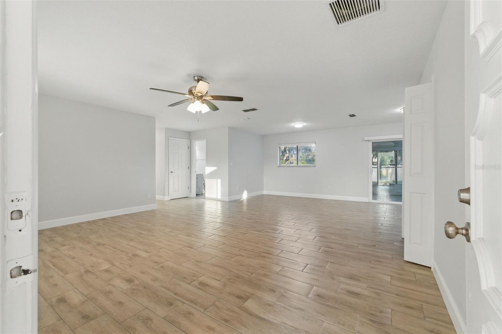 8255 PAMLICO ST, ORLANDO, FL — photo 16