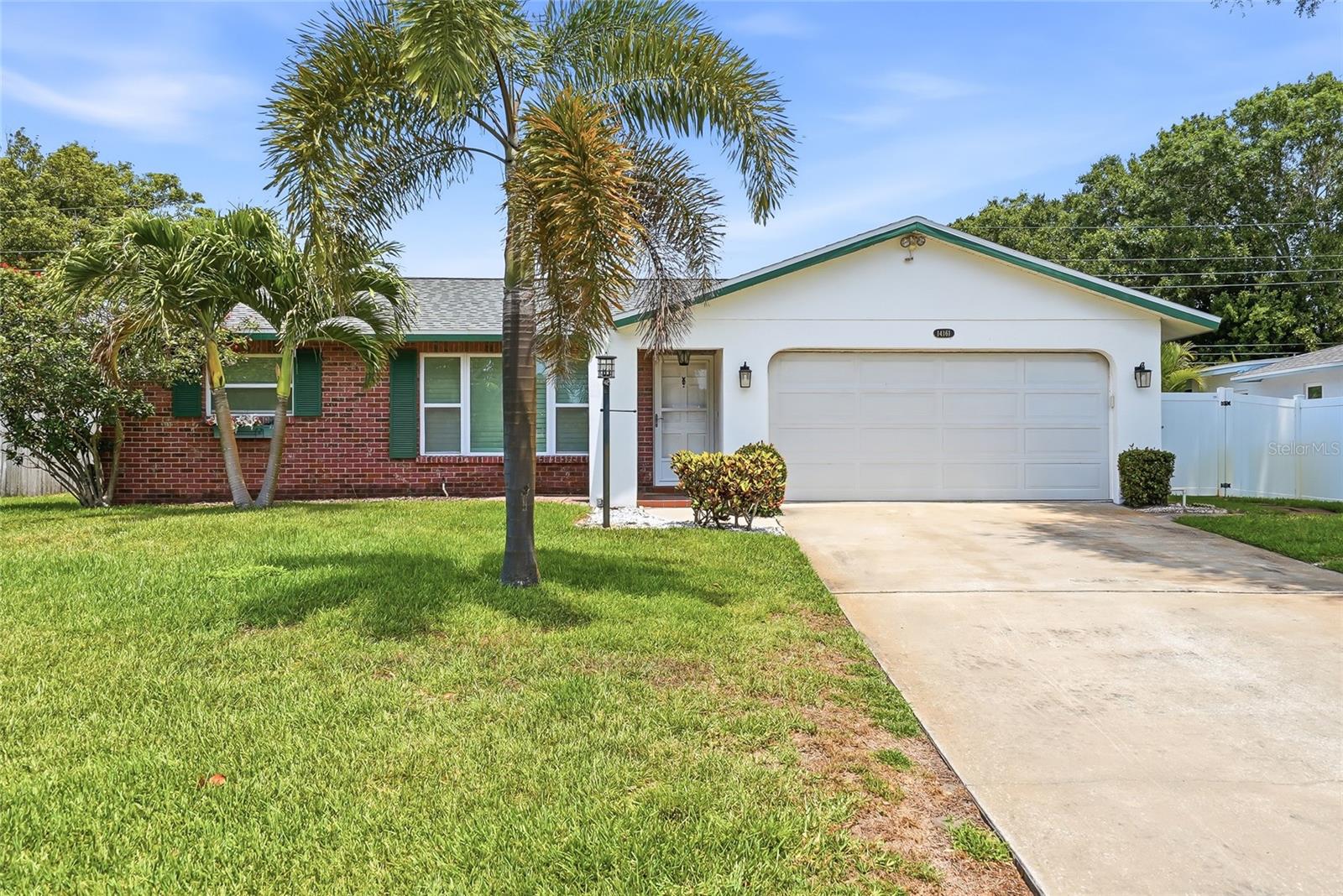 14161 HETRICK CIR N, LARGO, FL — photo 2