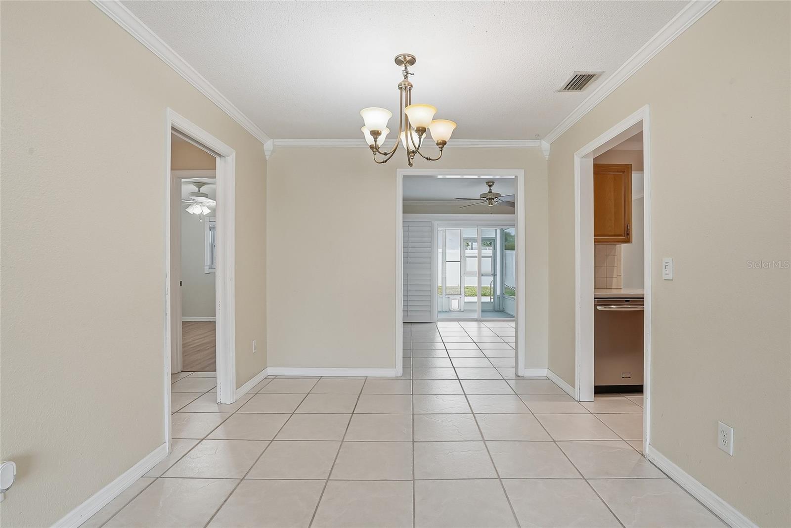 14161 HETRICK CIR N, LARGO, FL — photo 10