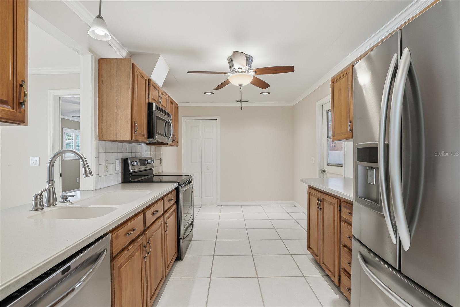 14161 HETRICK CIR N, LARGO, FL — photo 14
