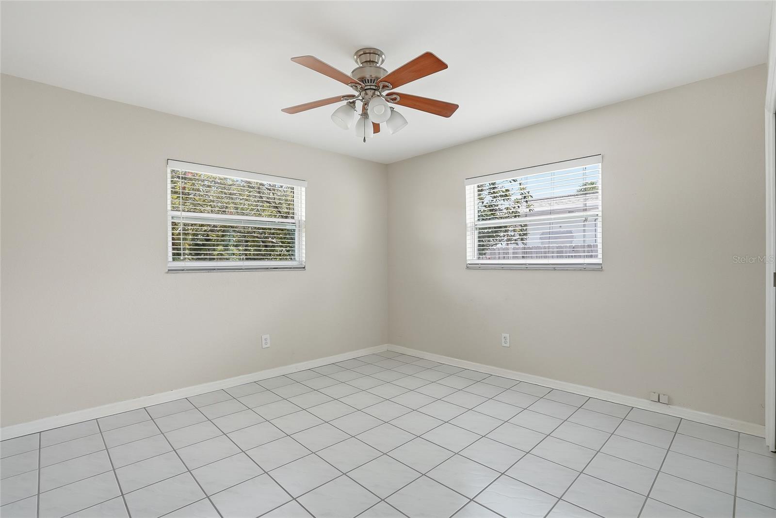 14161 HETRICK CIR N, LARGO, FL — photo 32