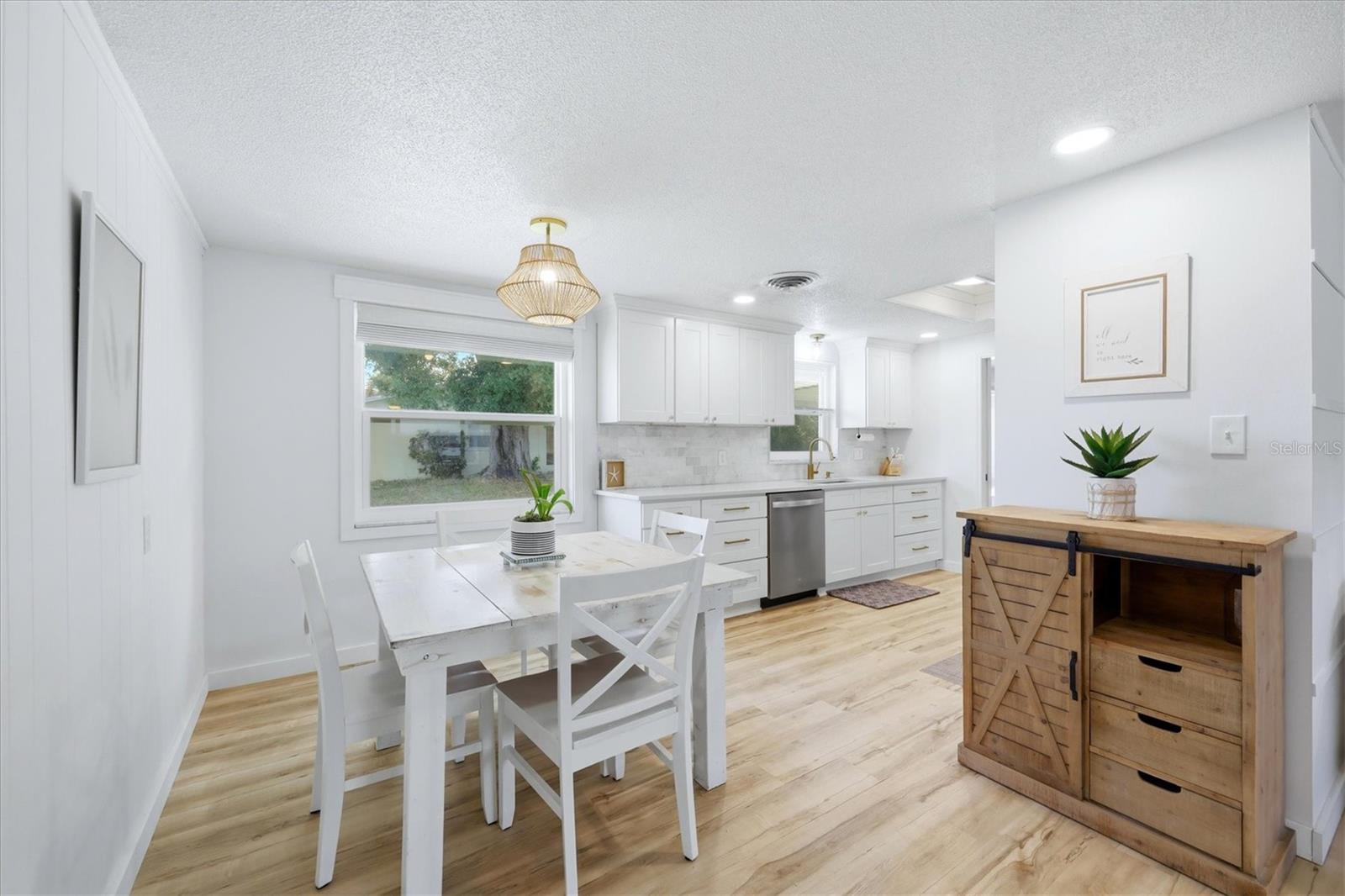 1730 BLUE BIRD LN, ENGLEWOOD, FL — photo 3