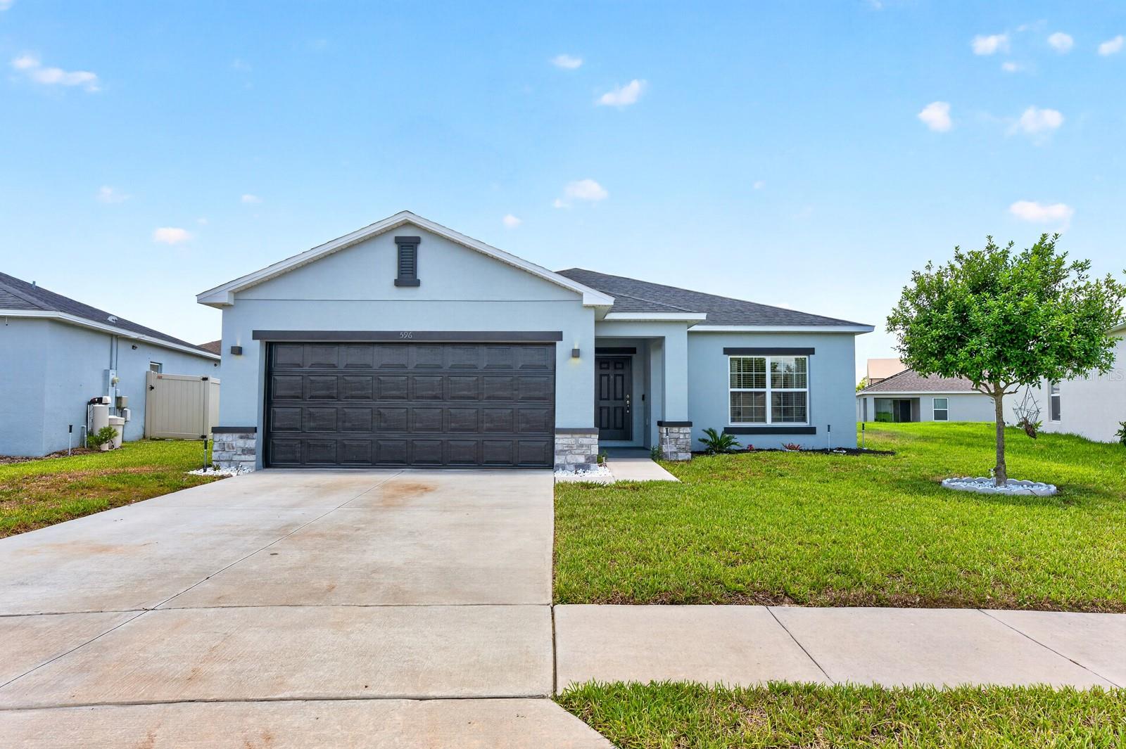 596 MEADOW BEND DR, DAVENPORT, FL