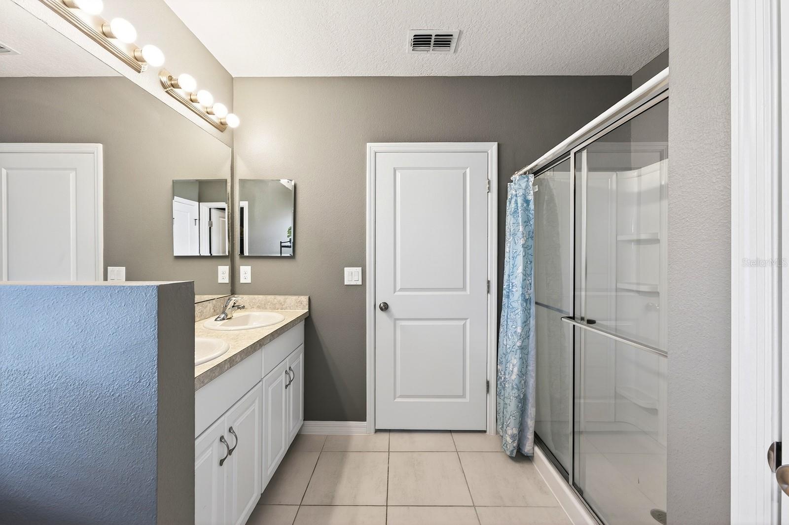 596 MEADOW BEND DR, DAVENPORT, FL — photo 14