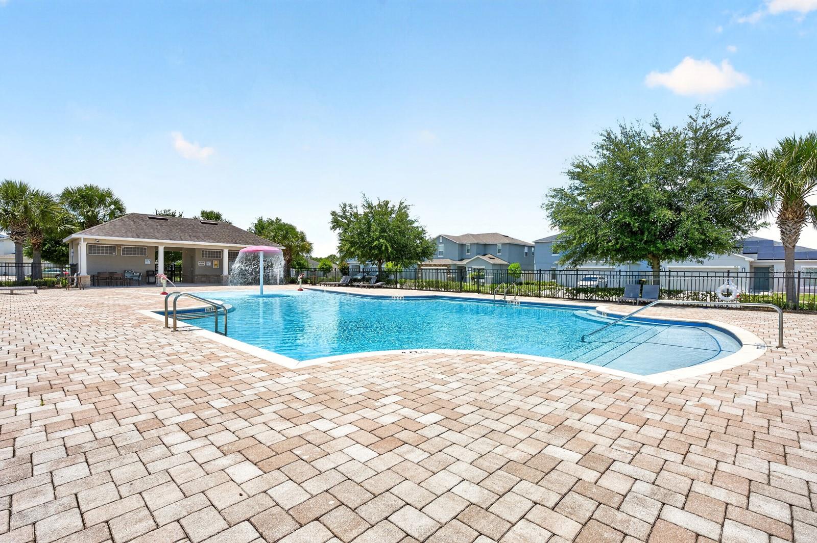 596 MEADOW BEND DR, DAVENPORT, FL — photo 26