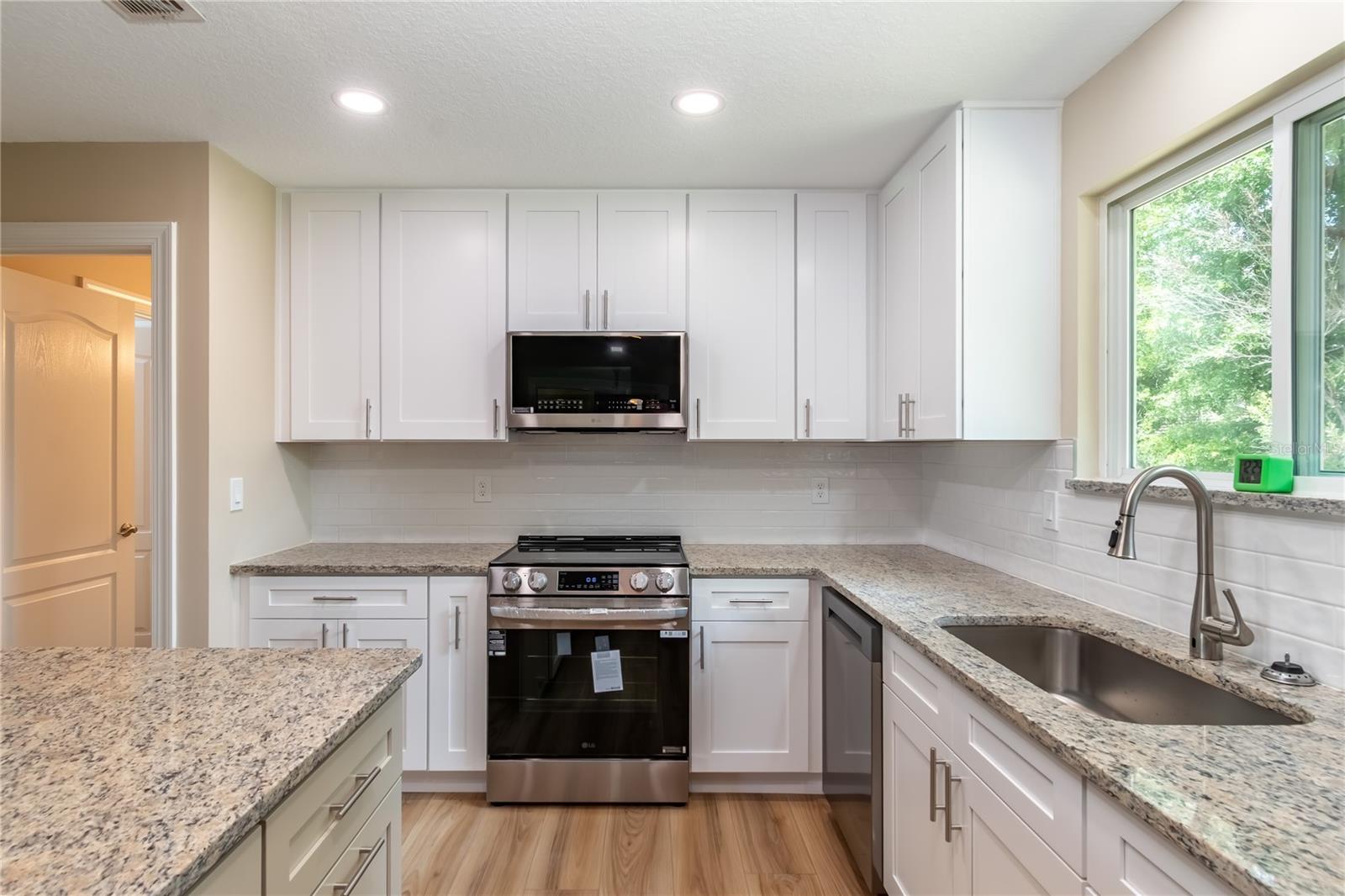 10886 SW 90TH TER, OCALA, FL — photo 6
