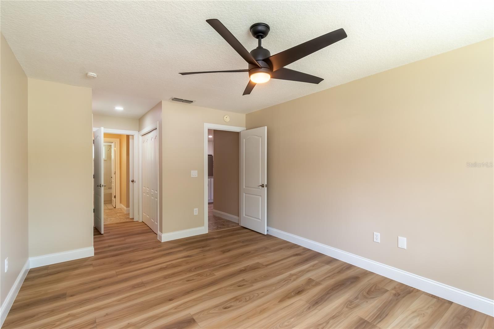 10886 SW 90TH TER, OCALA, FL — photo 14