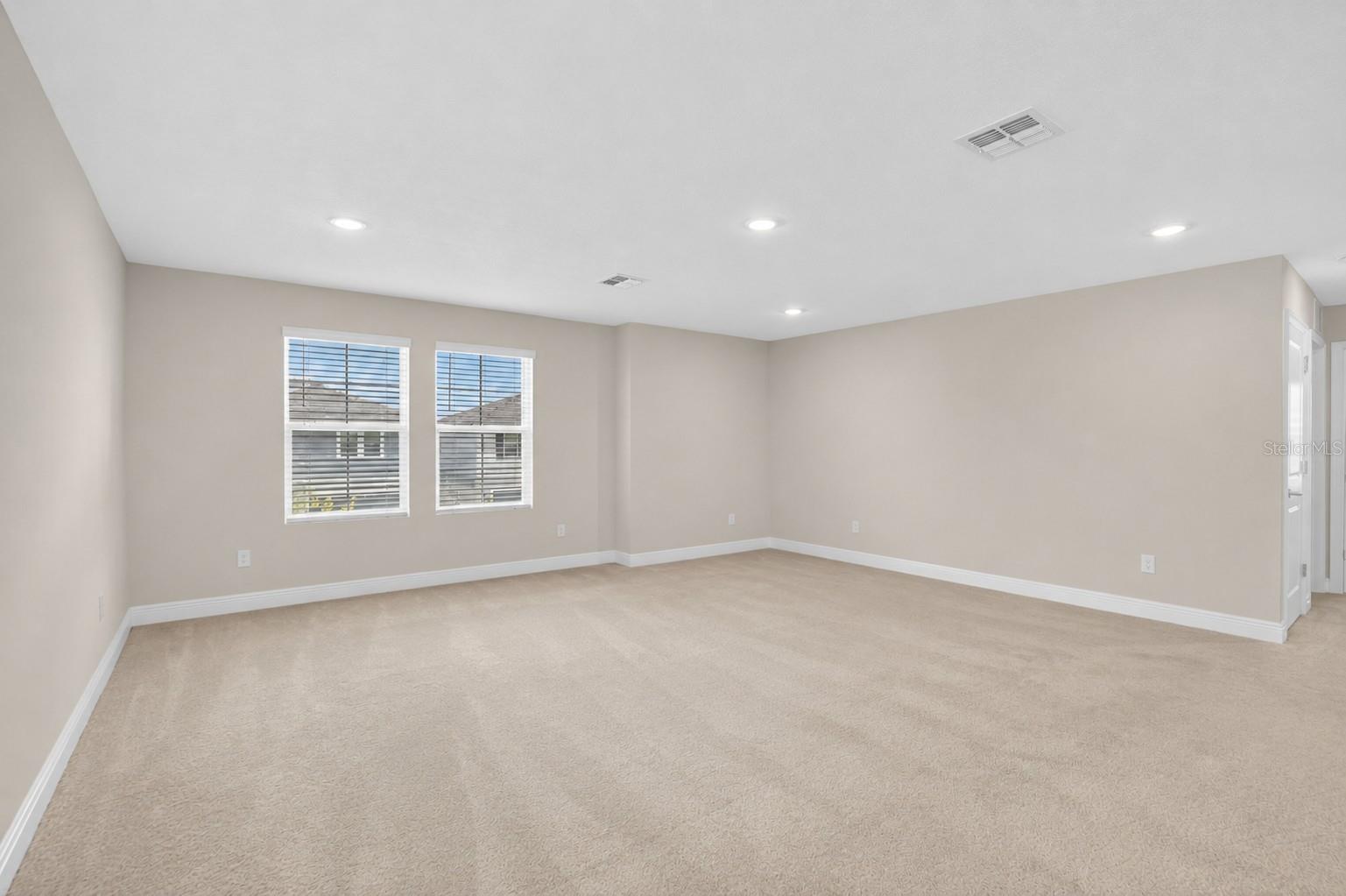 10009 SURREY ROSE DR, SAN ANTONIO, FL — photo 33