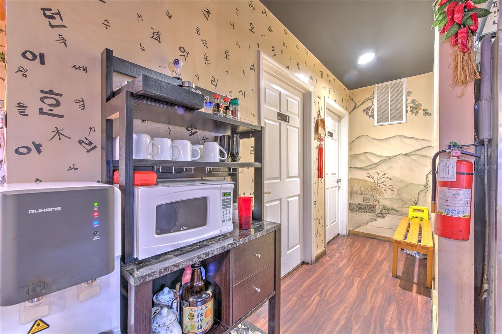 7030 W HILLSBOROUGH AVE #Suit B, TAMPA, FL — photo 11