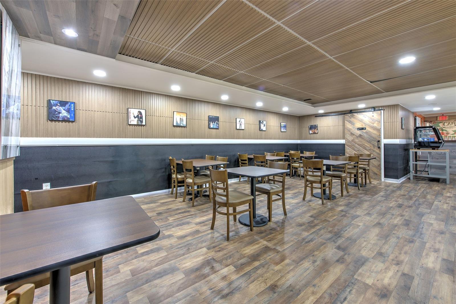 7030 W HILLSBOROUGH AVE #Suit B, TAMPA, FL — photo 19