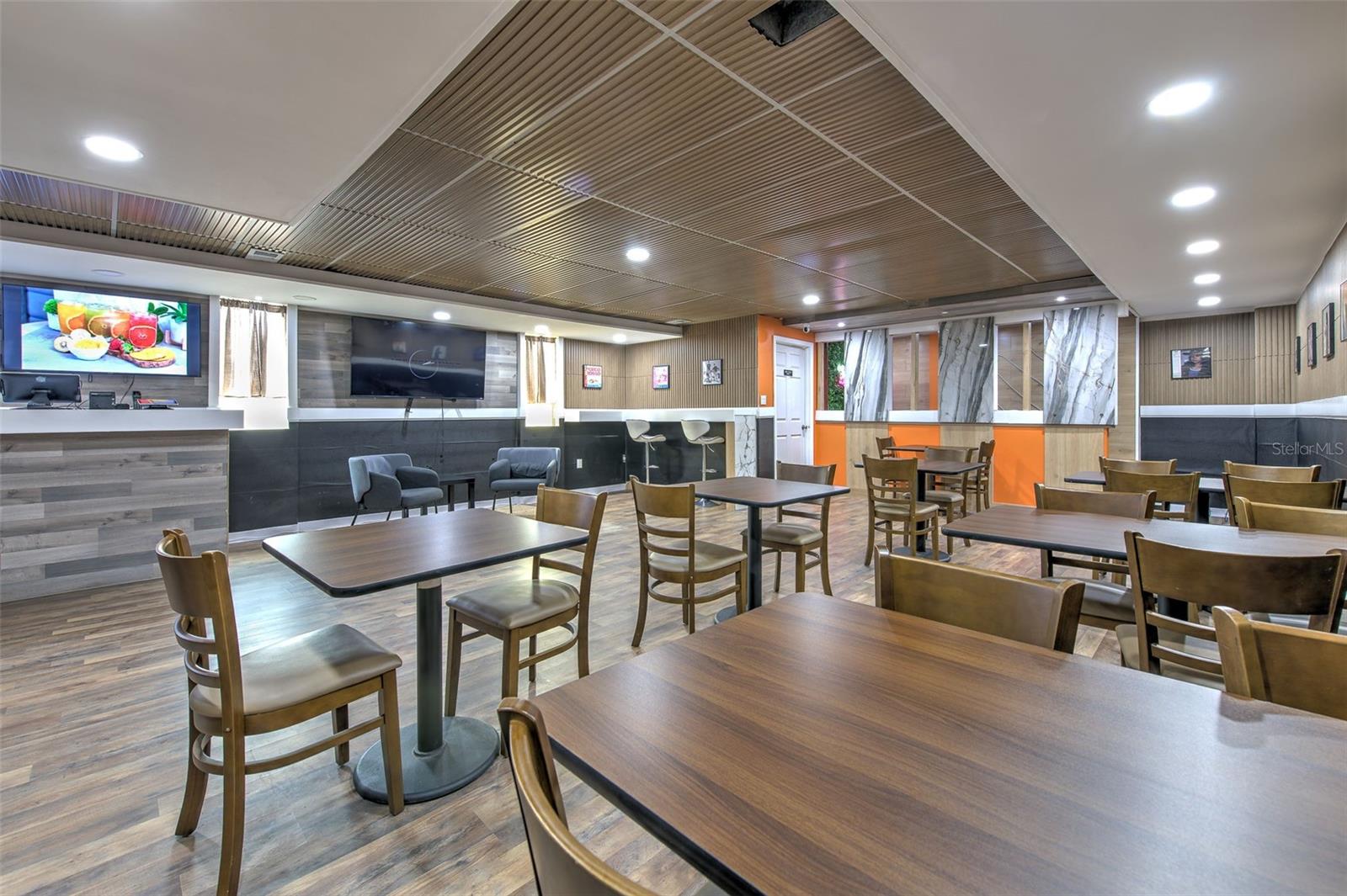 7030 W HILLSBOROUGH AVE #Suit B, TAMPA, FL — photo 22