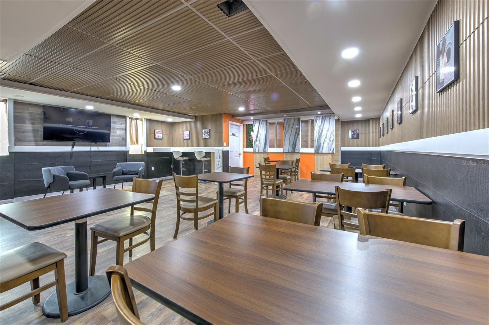 7030 W HILLSBOROUGH AVE #Suit B, TAMPA, FL — photo 23