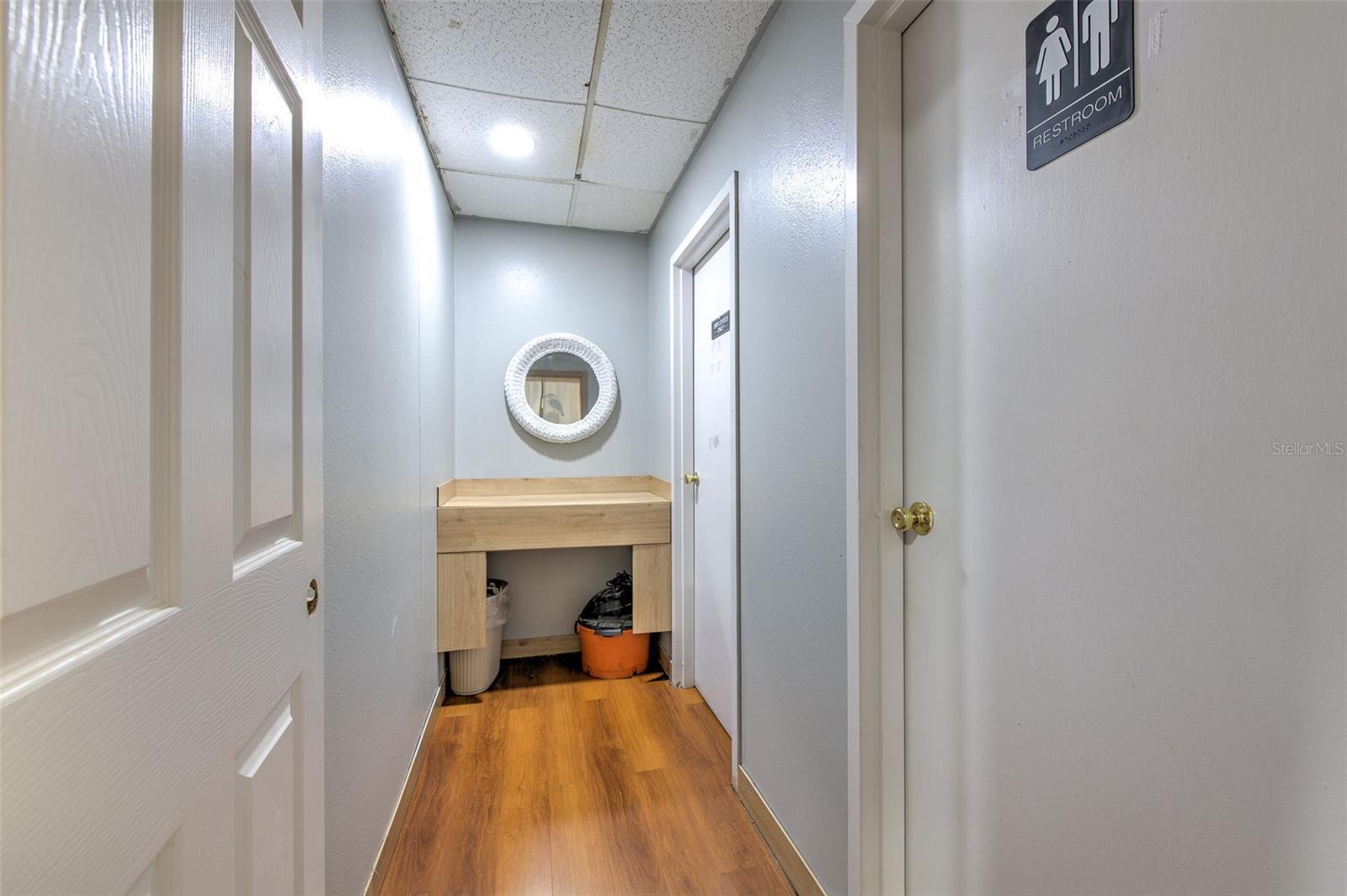 7030 W HILLSBOROUGH AVE #Suit B, TAMPA, FL — photo 28